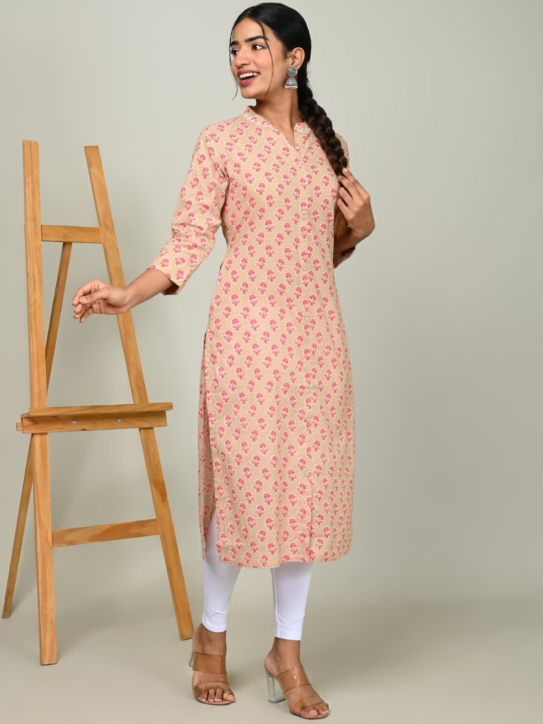 

Nishika Ethnic Motifs Printed Pastels Kurta, Beige