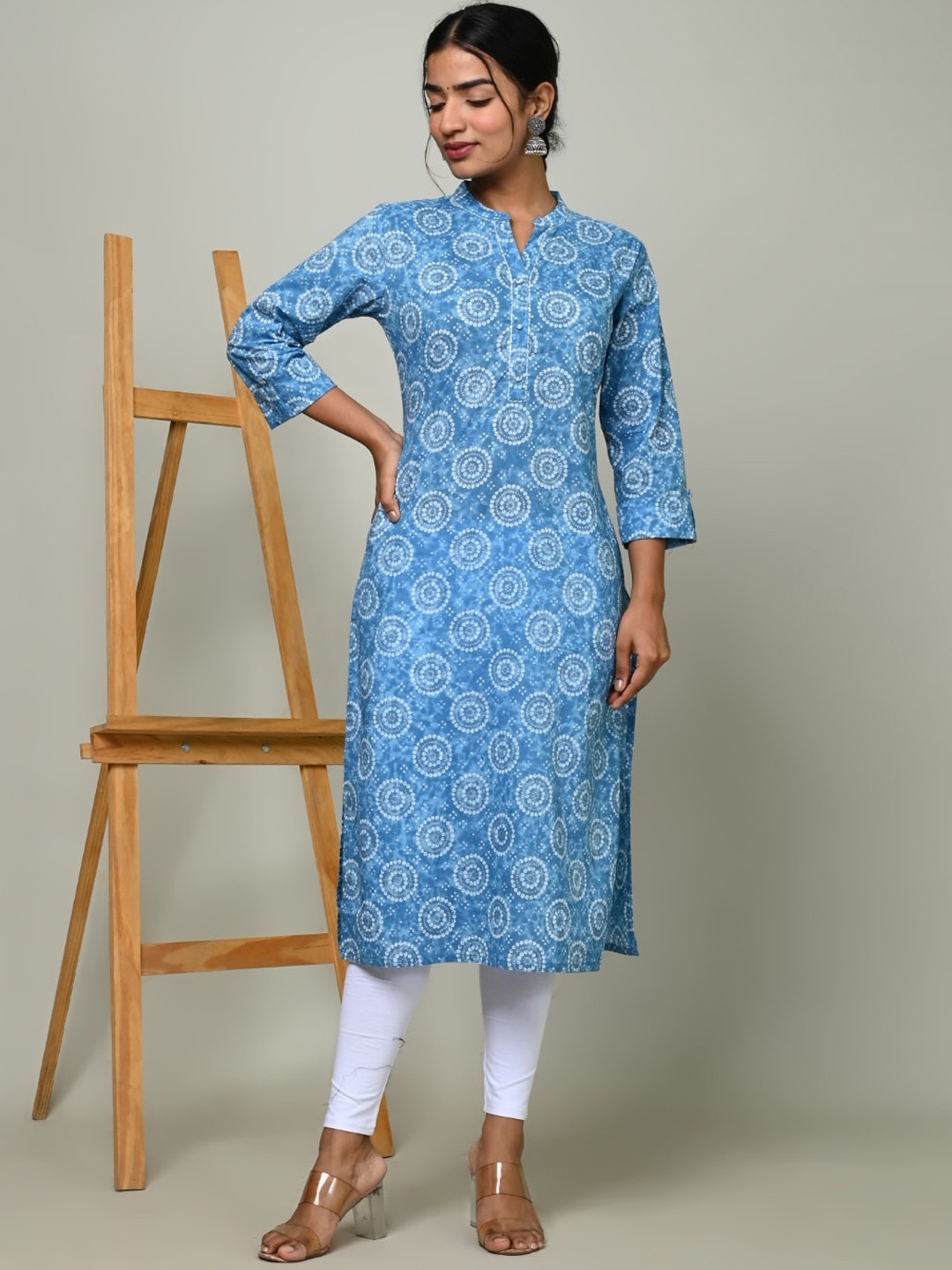 

Nishika Ethnic Motifs Printed Thread Work Pure Cotton Kurta, Blue