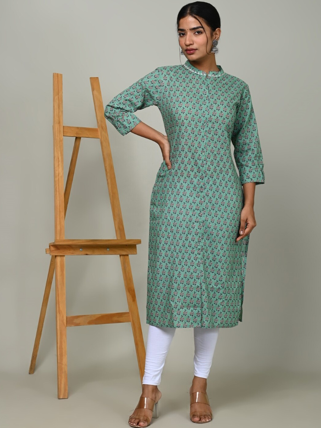 

Nishika Women Ethnic Motifs Printed Cotton Kurta, Green