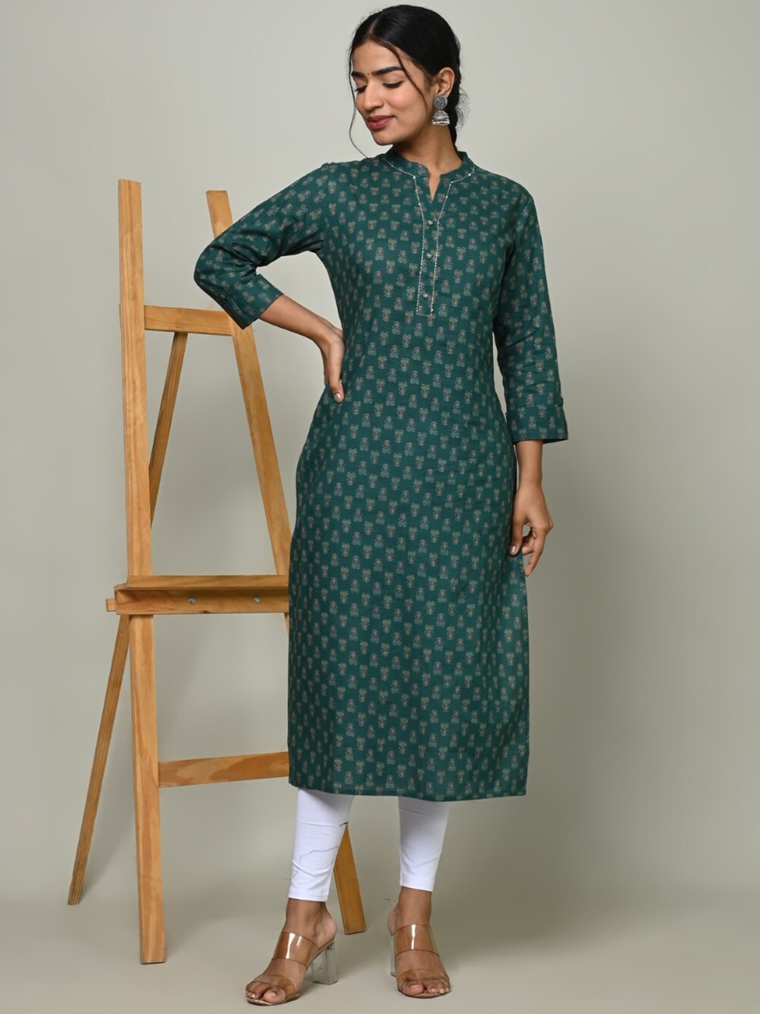 

Nishika Women Ethnic Motifs Printed Cotton Kurta, Green