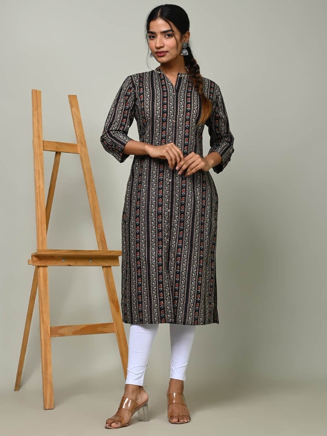 

Nishika Women Ethnic Motifs Printed Cotton Kurta, Black