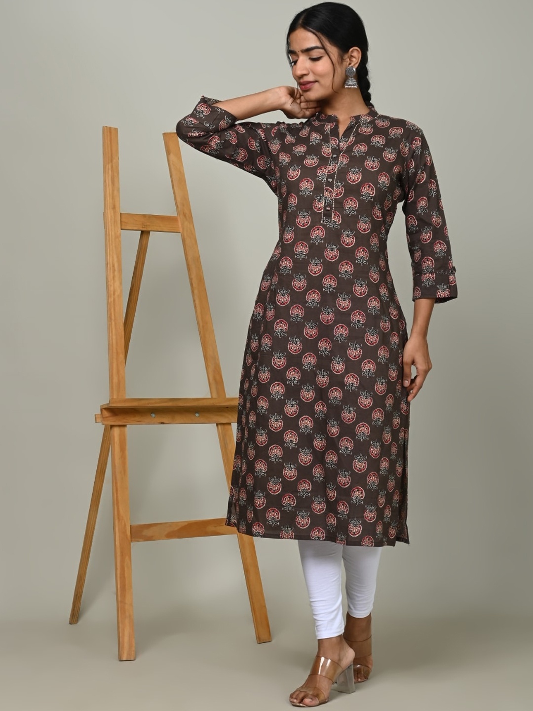 

Nishika Floral Printed Cotton Straight Kurta, Brown