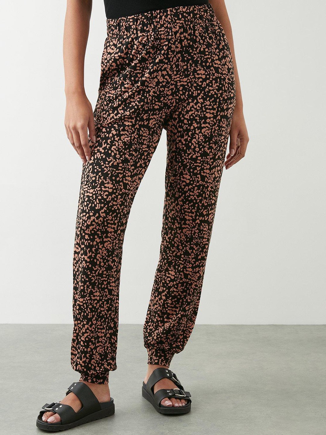 

DOROTHY PERKINS Women Printed Joggers, Black