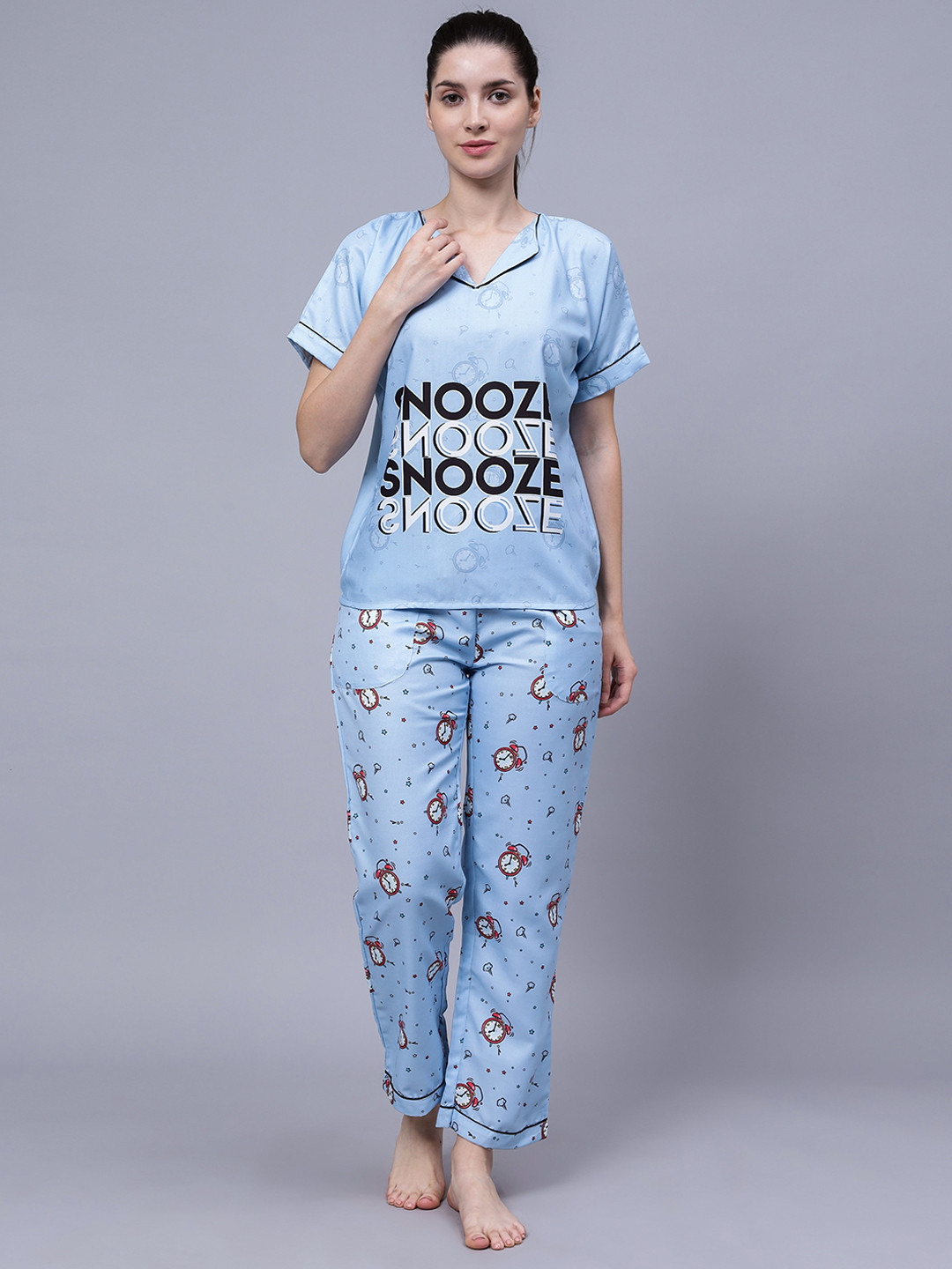 

House of Comfort Typography Printed V-Neck Night suit, Blue