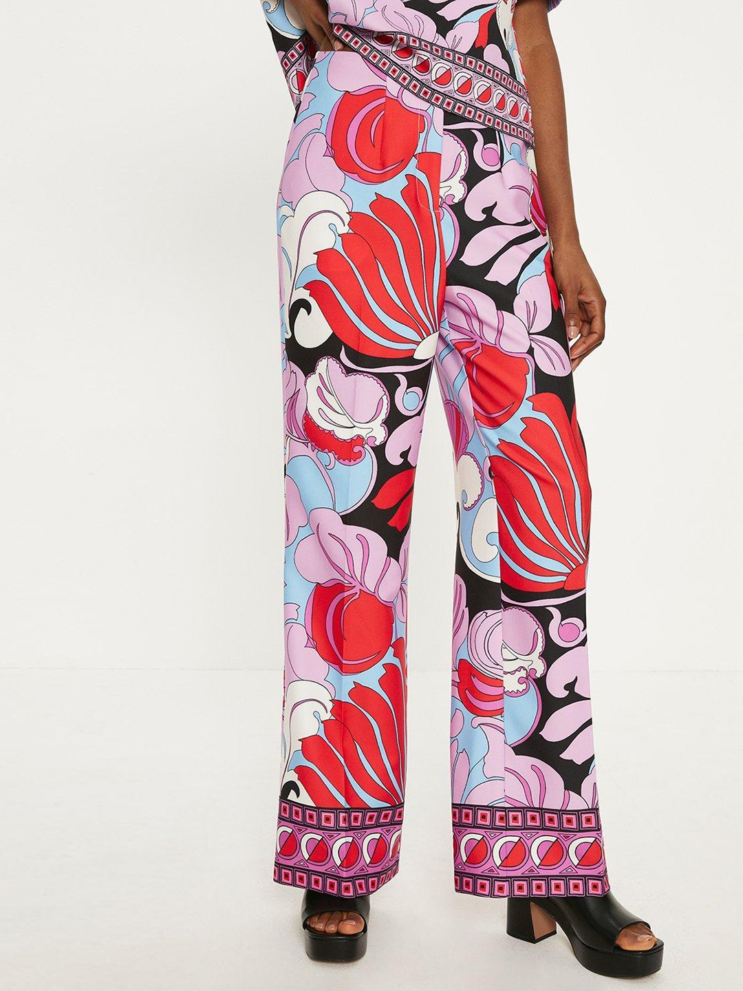 

OASIS Women Printed Crepe Straight Leg Parallel Trouser, Red