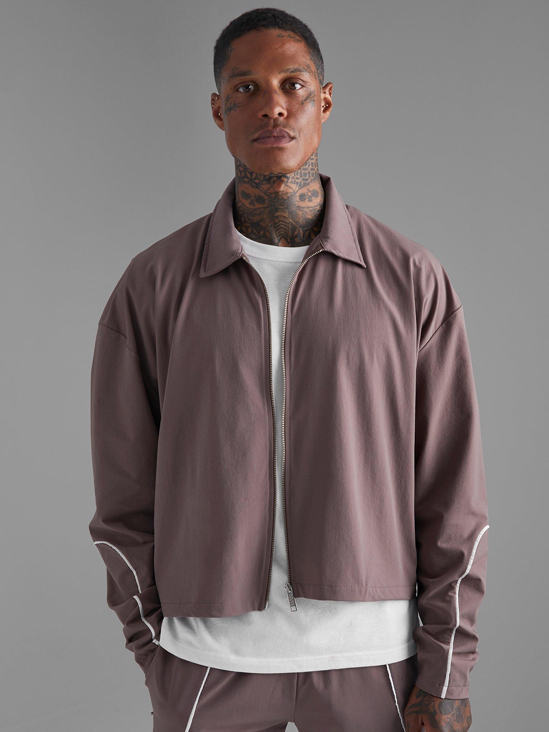 

boohooMAN Spread Collar Boxy Fit Tailored Jacket, Brown