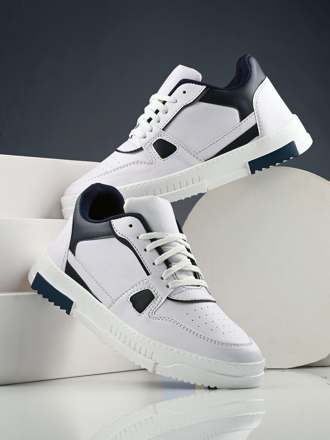 

Mast & Harbour Men Colourblocked Lace-Up Sneakers, White