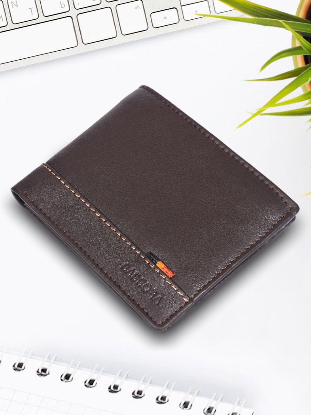 

Sassora Unisex Textured Leather Two Fold Bi Fold RFID Wallet, Brown