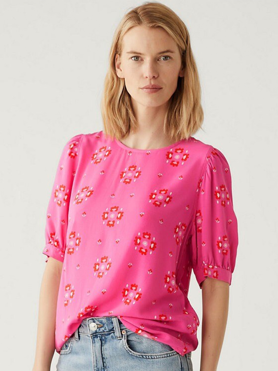 

Marks & Spencer Floral Printed Round Neck Regular Top, Pink