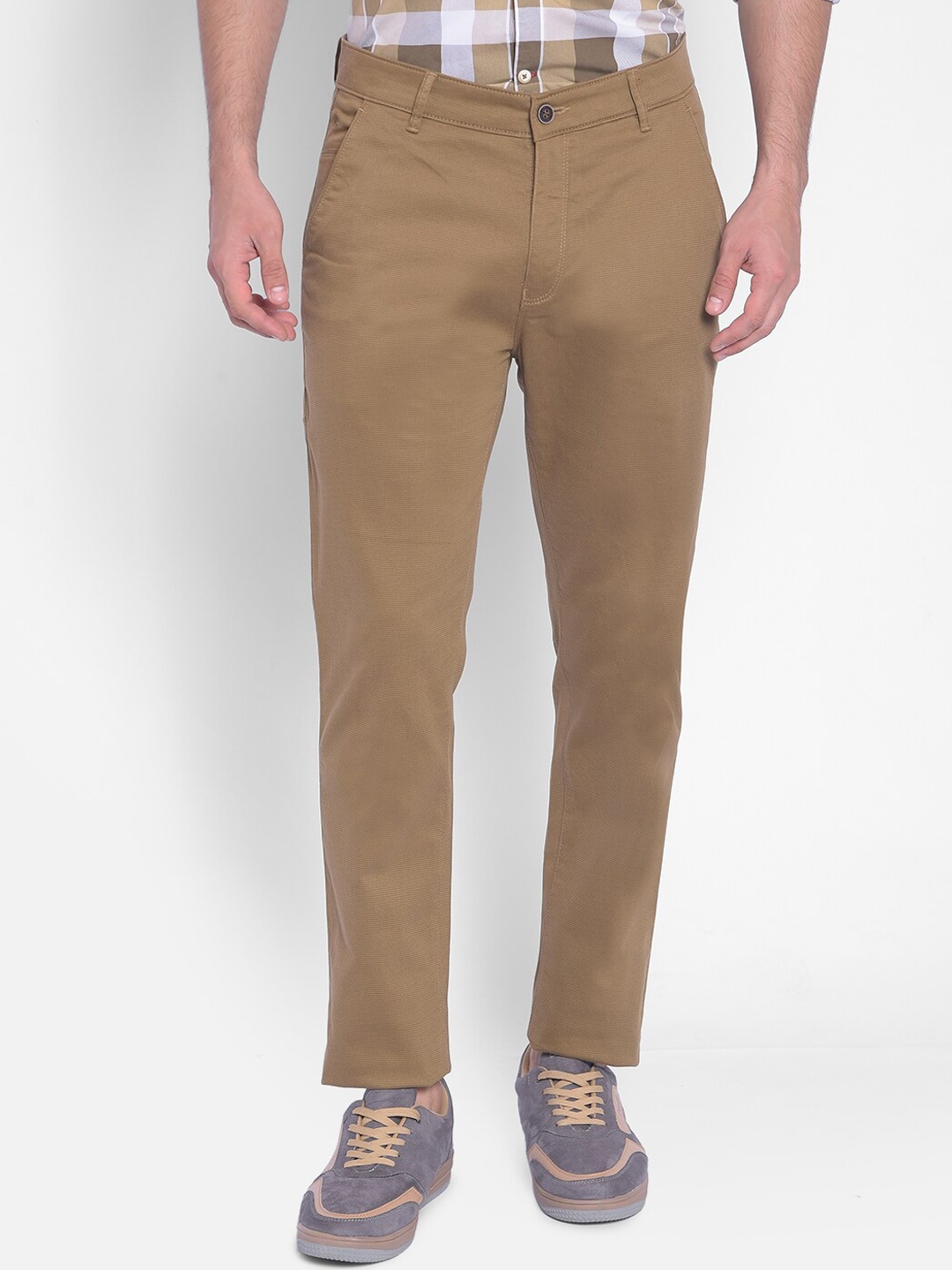 

Crimsoune Club Men Mid-Rise Slim Fit Chinos Trousers, Brown