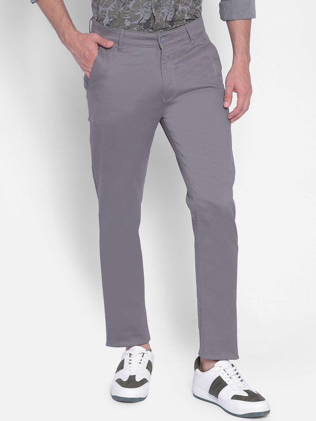 

Crimsoune Club Men Slim Fit Mid-Rise Regular Trousers, Grey