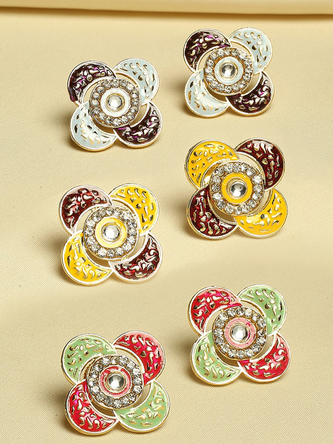

OOMPH Set Of 3 Floral Studs Earrings, Gold