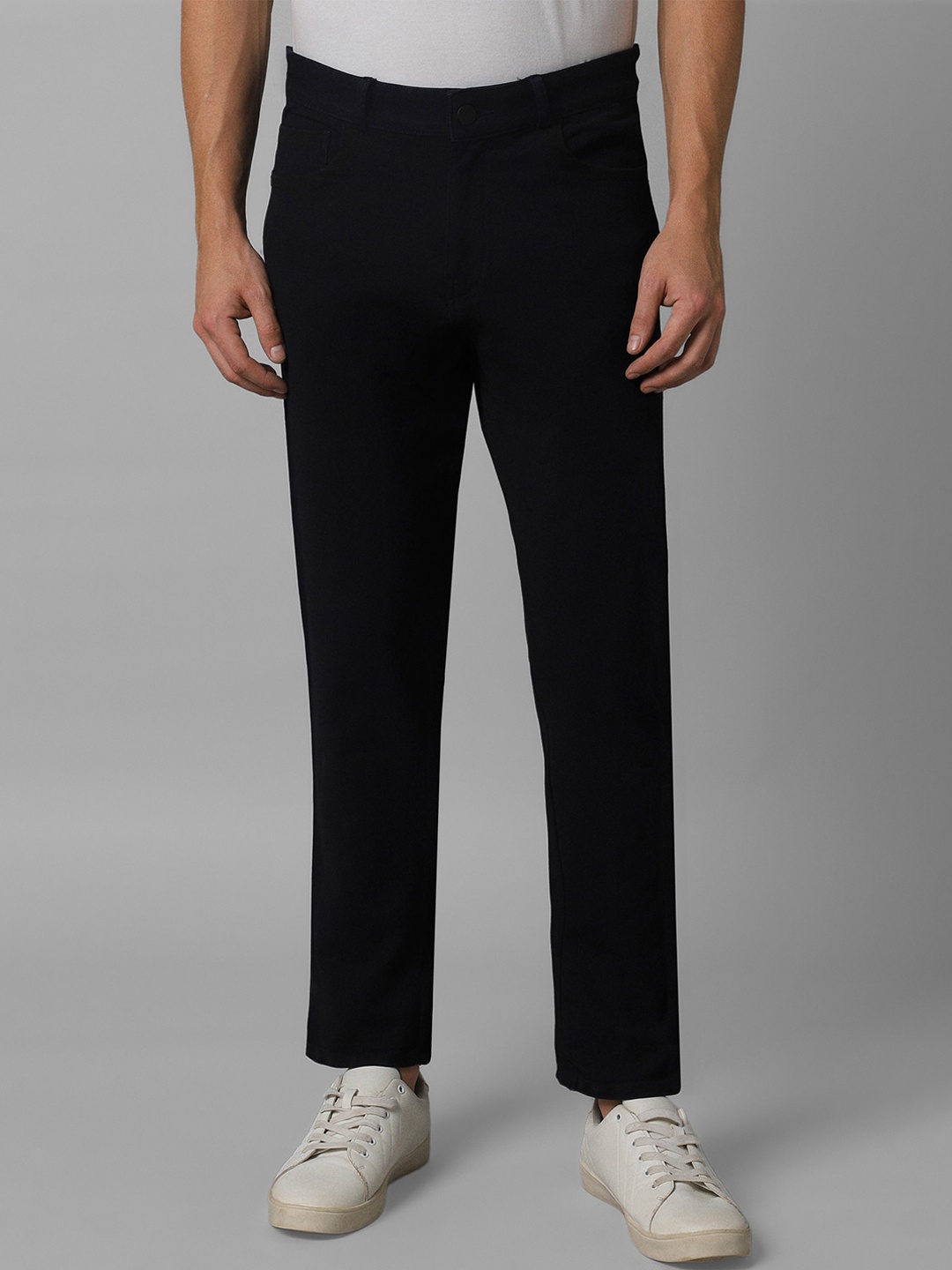 

Louis Philippe Jeans Men Mid Rise Slim Fit Stretchable Jeans, Black