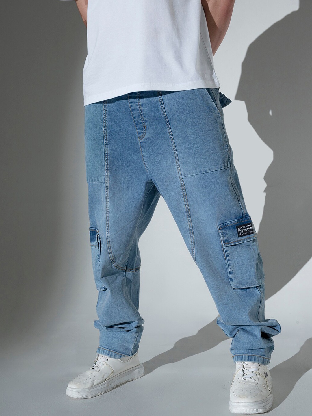 

Hubberholme Men Relaxed Fit Light Fade Stretchable Jogger Jeans, Blue