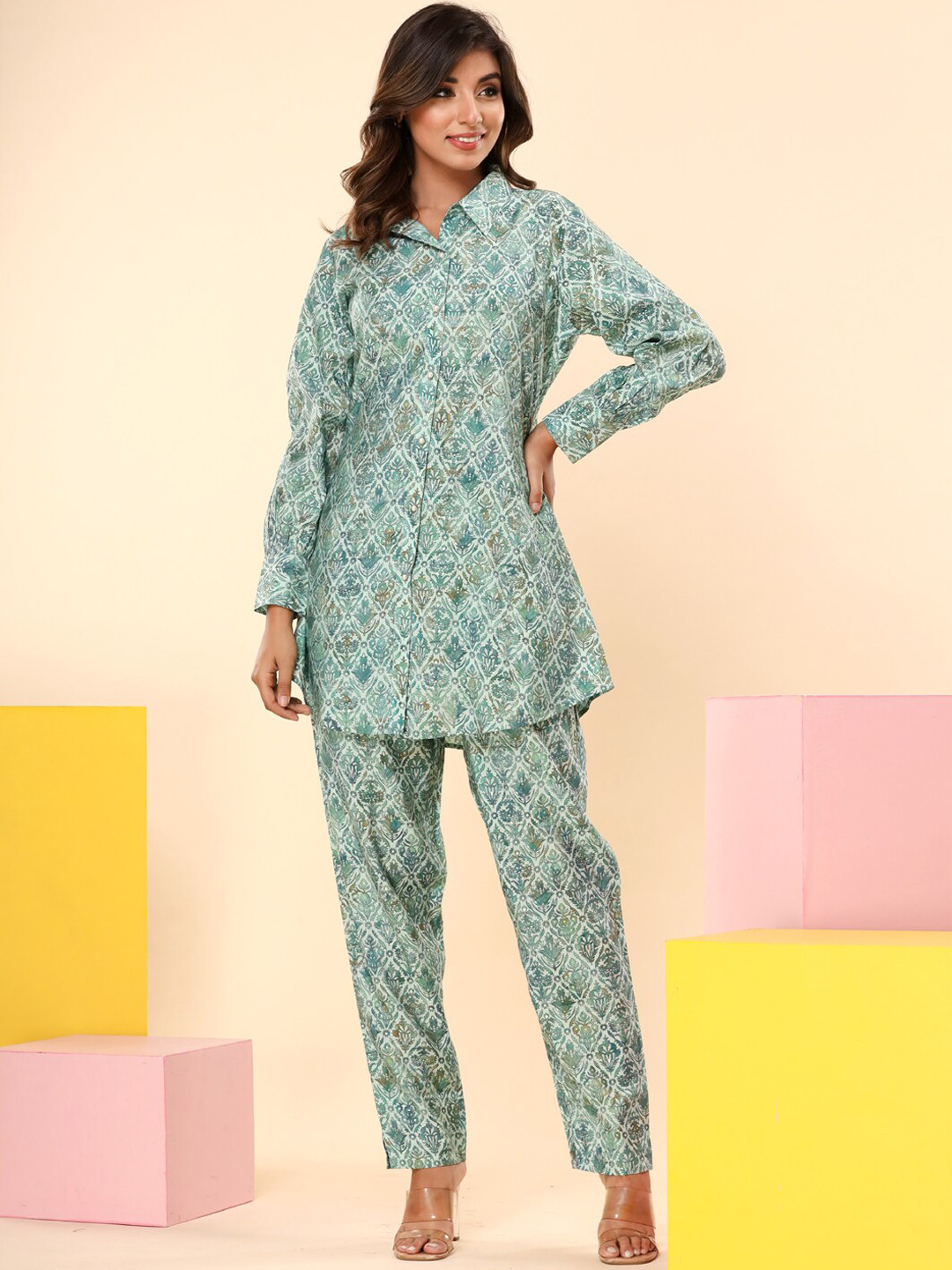 

Readiprint Fashions Printed Shirt Collar Pure Silk Shirt With Trouser, Green