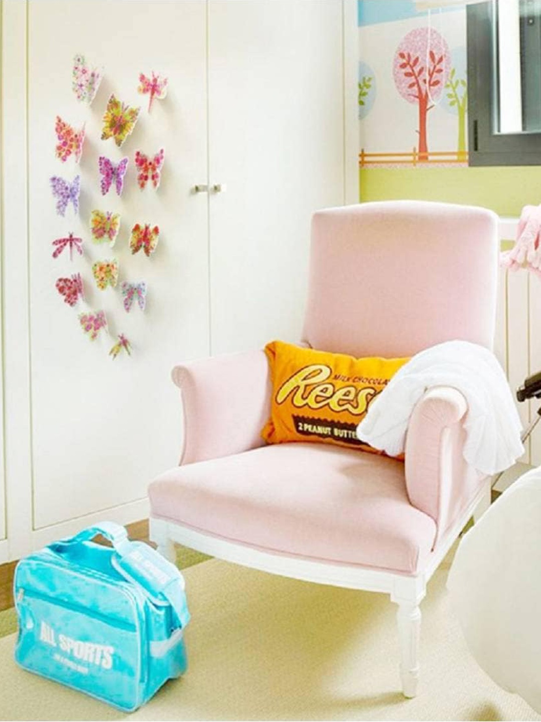 

Jaamso Royals Pink & Green 3D Butterflies Printed Wallpaper