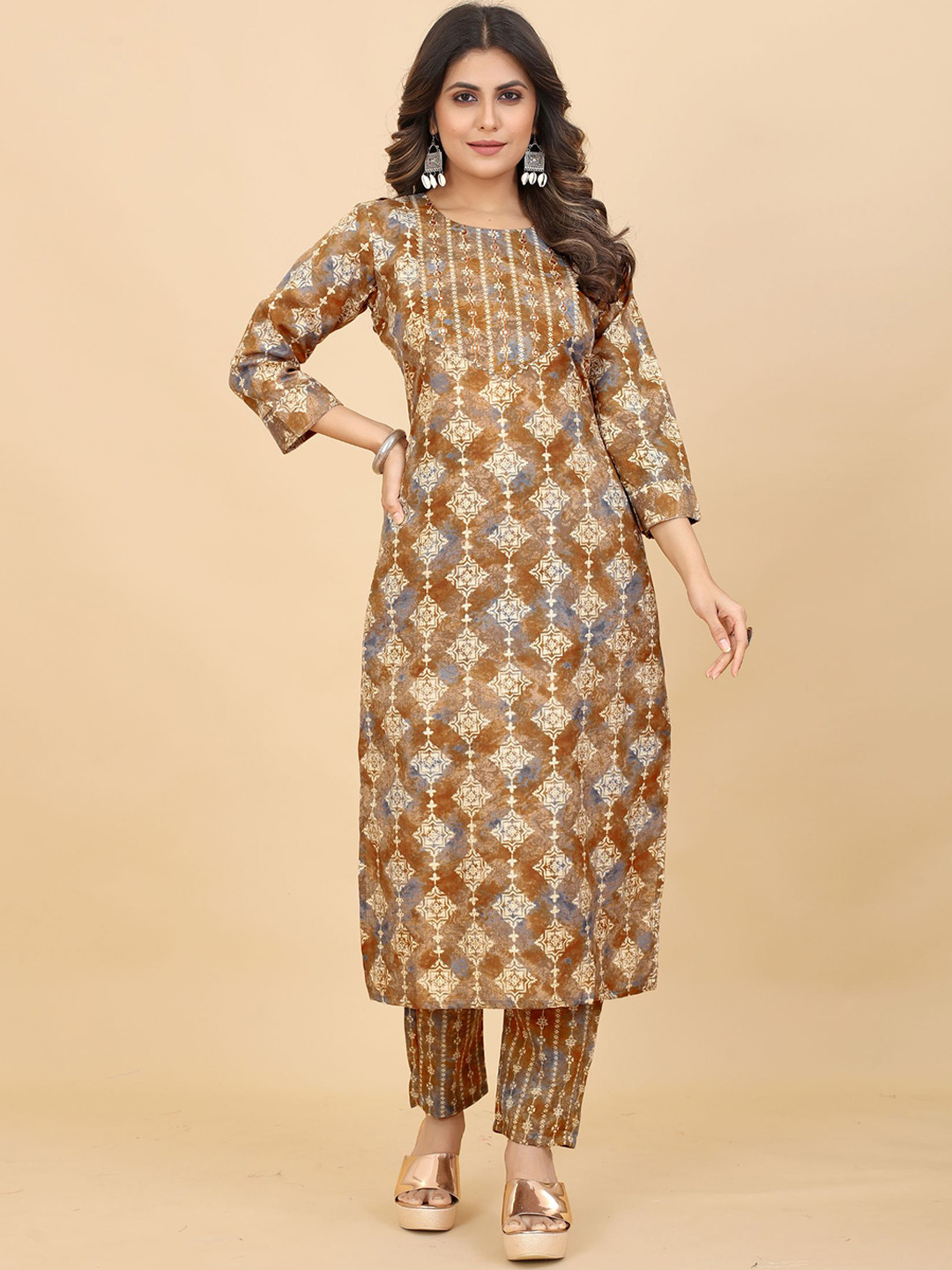 

KALINI Ethnic Motif Printed Regular Thread Work Kurta With Trousers, Brown