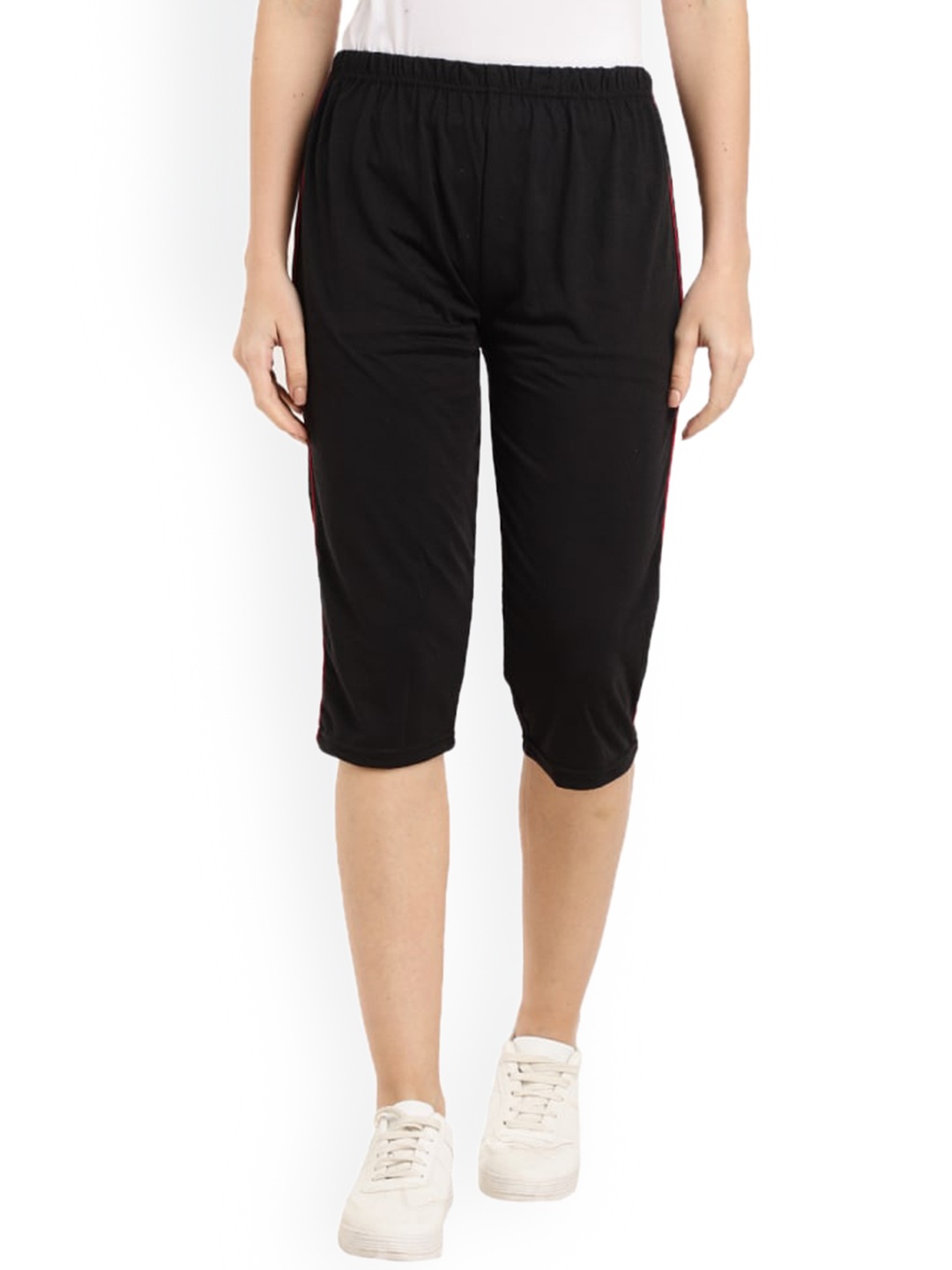 

V-Mart Women Mid Rise Cotton Capri, Black
