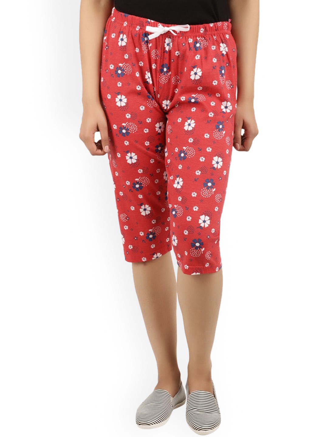 V-Mart Women Mid-Rise Printed Cotton Capris, Red