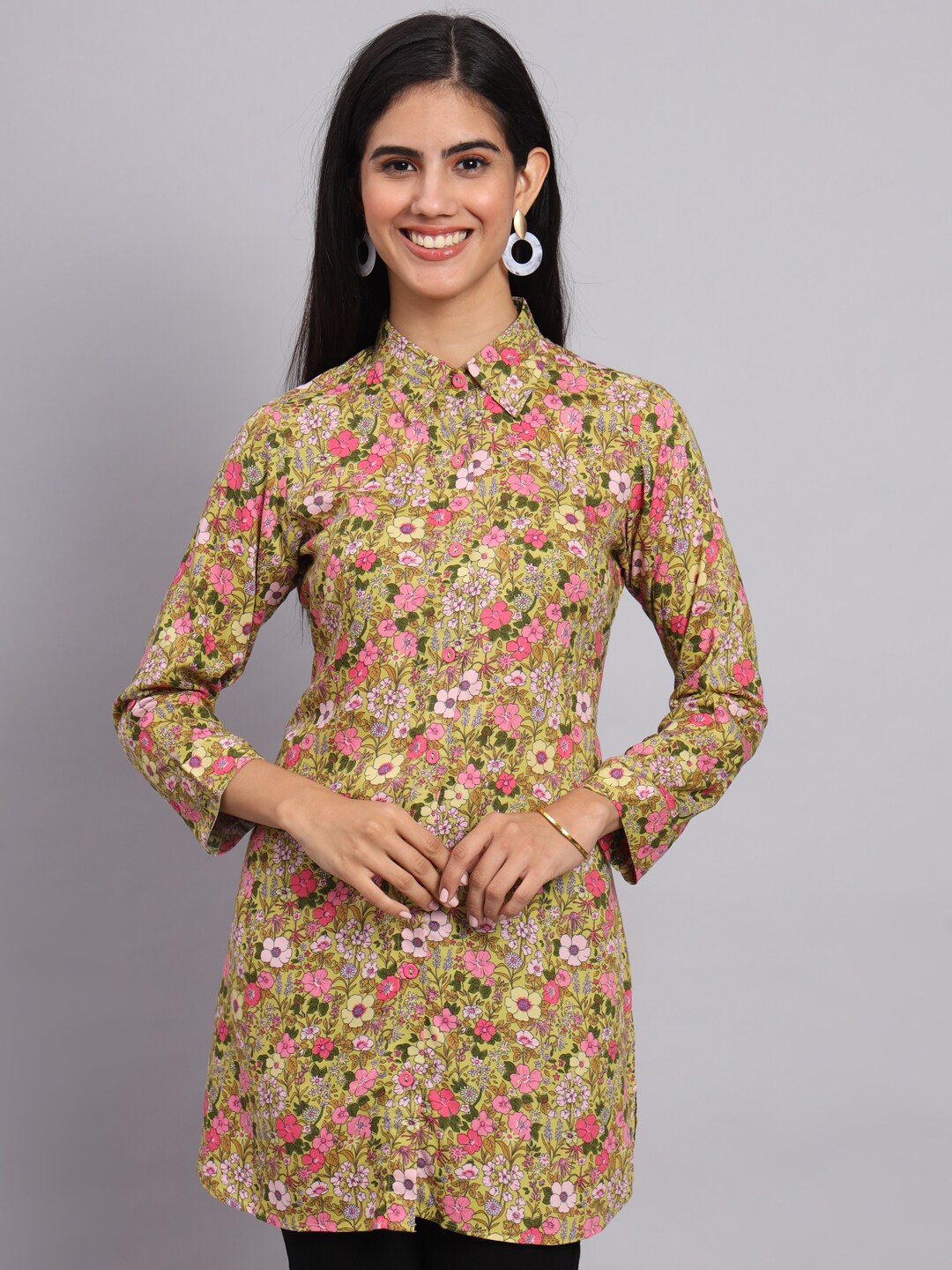 

Tissu Floral Printed Spread Collar Straight Kurti, Yellow