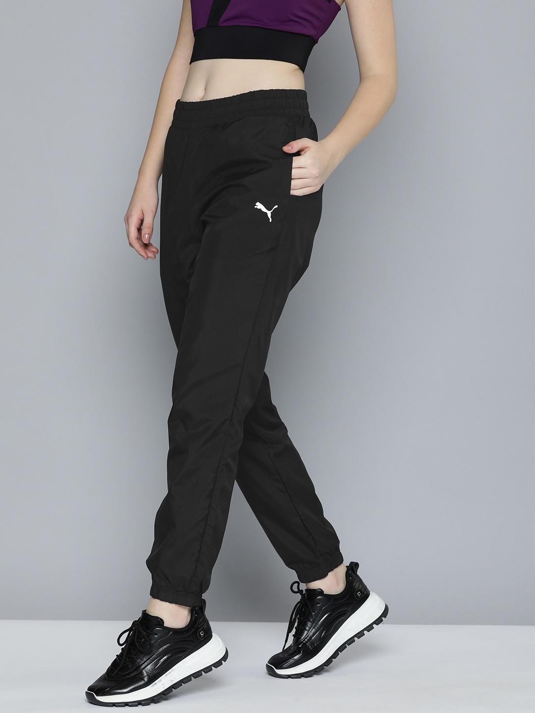 

Puma Women DryCell Joggers, Black