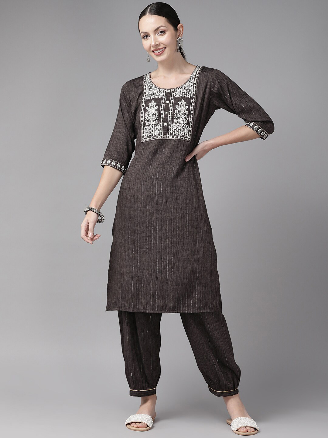 

BAESD Ethnic Motifs Embroidered Thread Work Pure Cotton Kurta With Harem Pants, Brown