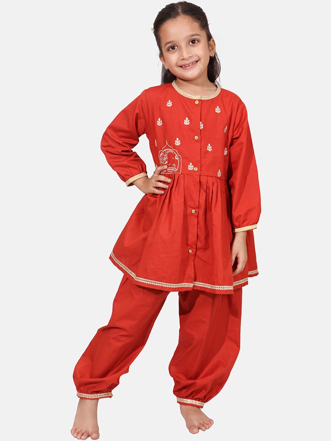 

Whistle & Hops Girls Ethnic Motifs Embroidered Pleated Thread Work Pure Cotton Set, Rust