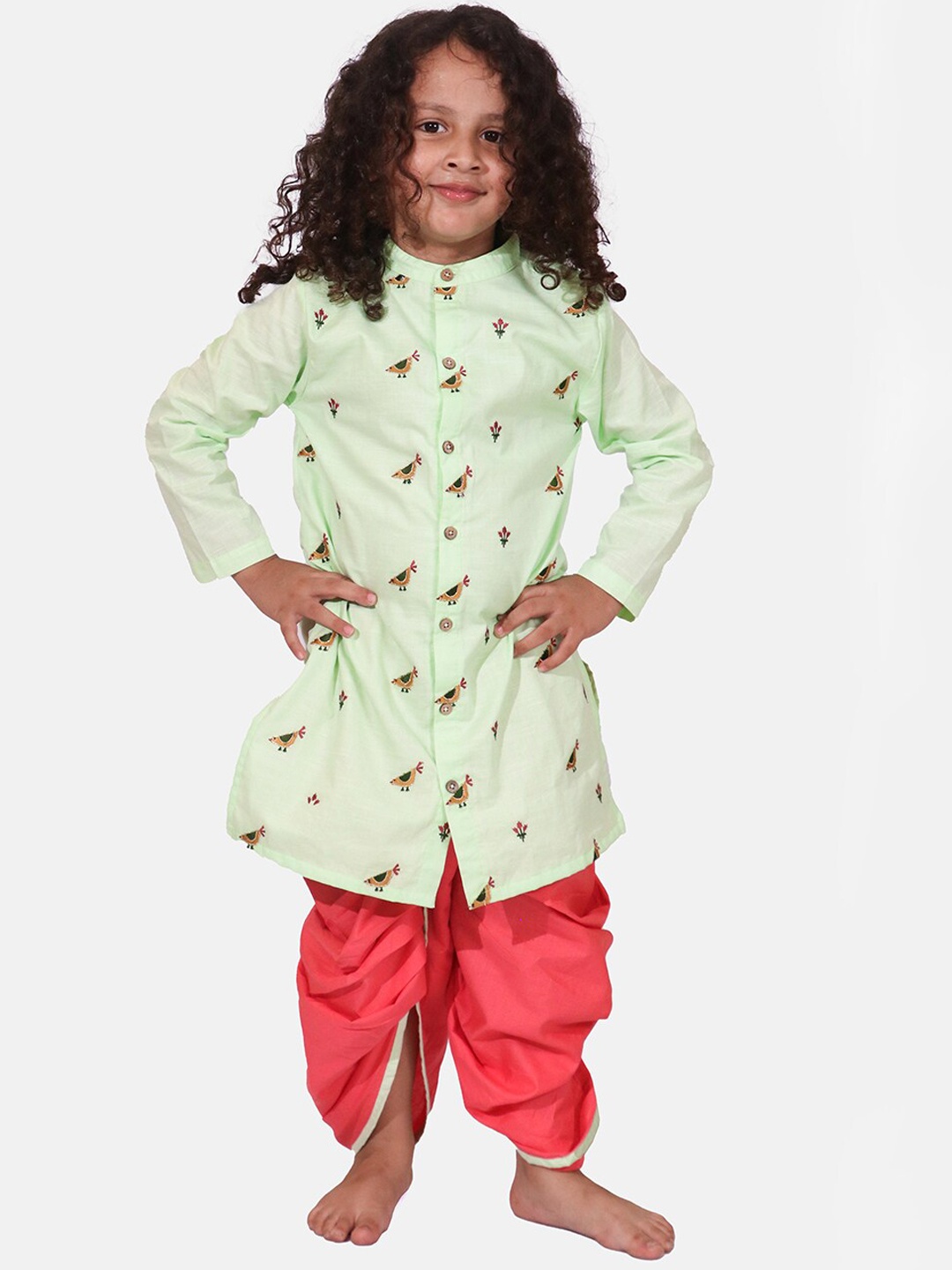 

Whistle & Hops Boys Ethnic Motifs Embroidered Pure Cotton Straight Kurta with Dhoti Pants, Green