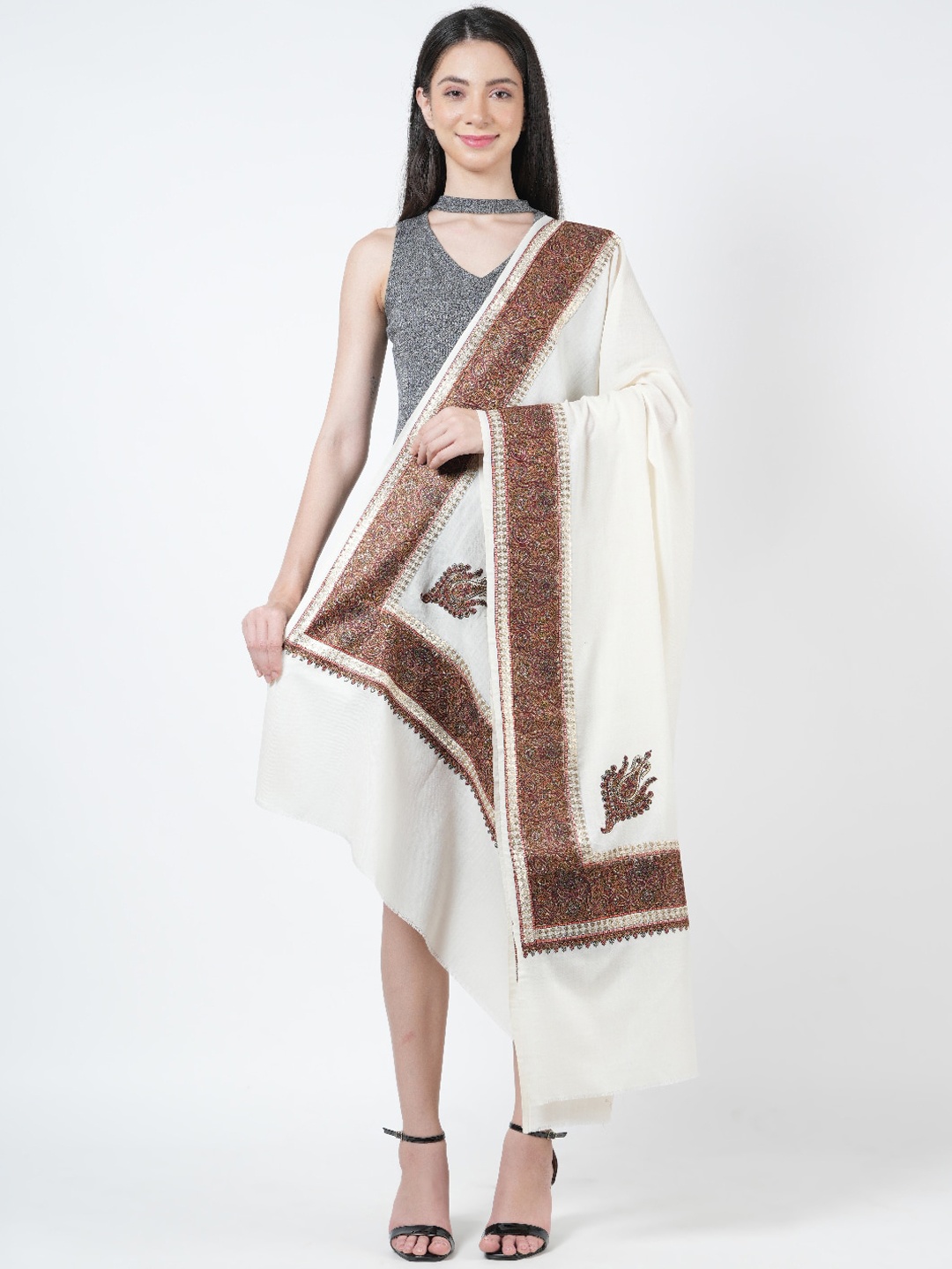 

MUFFLY Ethnic Motifs printed Woollen Shawl, White
