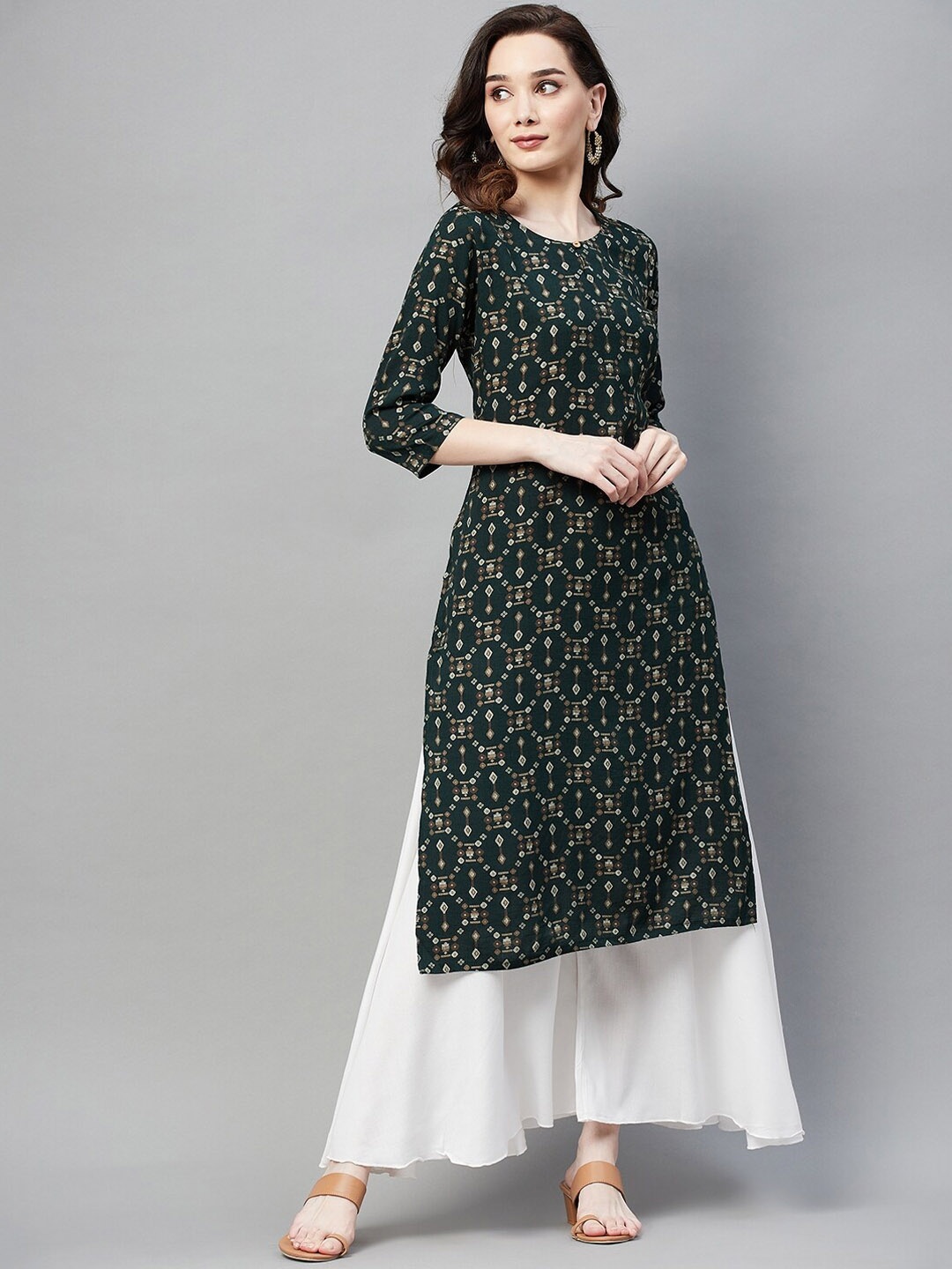 

BAESD Round Neck Ethnic Motif Printed A-Line Cotton Kurta, Green