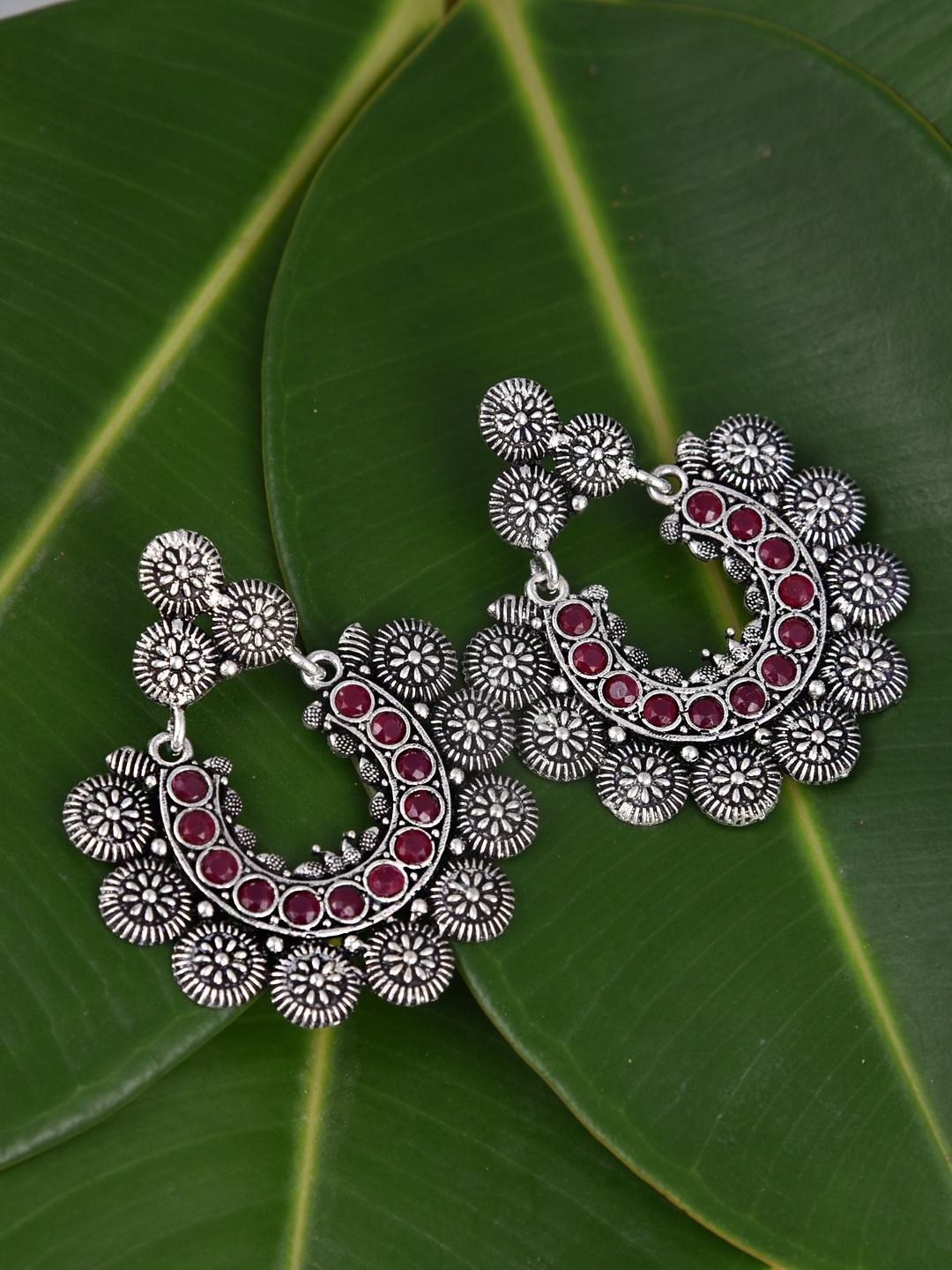 

FIROZA Oxidised Silver-Toned & Maroon Stone-Studded Crescent-Shaped Handcrafted Chandbalis