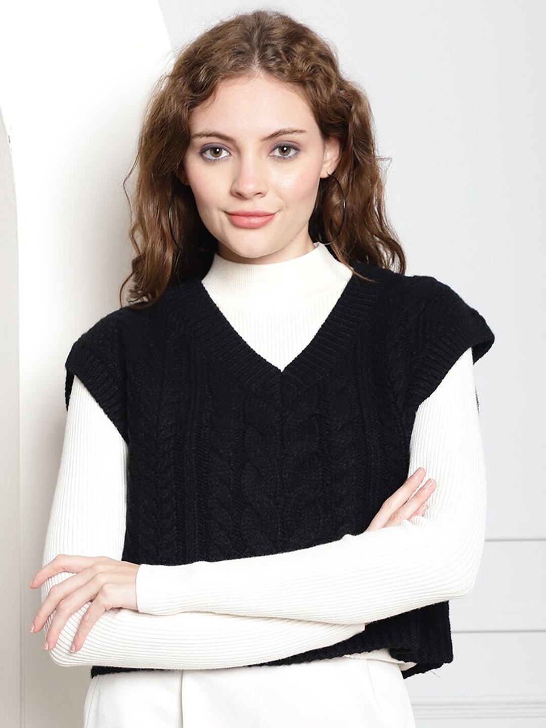 

NoBarr Cable Knit Acrylic Sweater Vest, Black