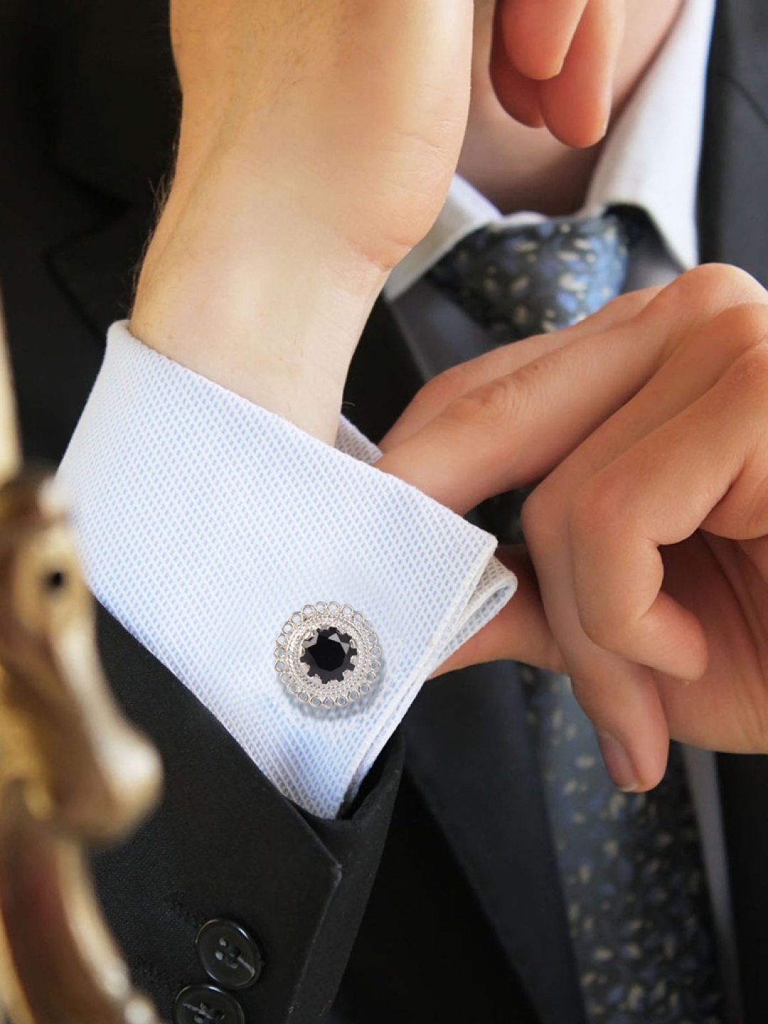

FIROZA Black Silver-Plated Stone-Studded Circular Cufflinks