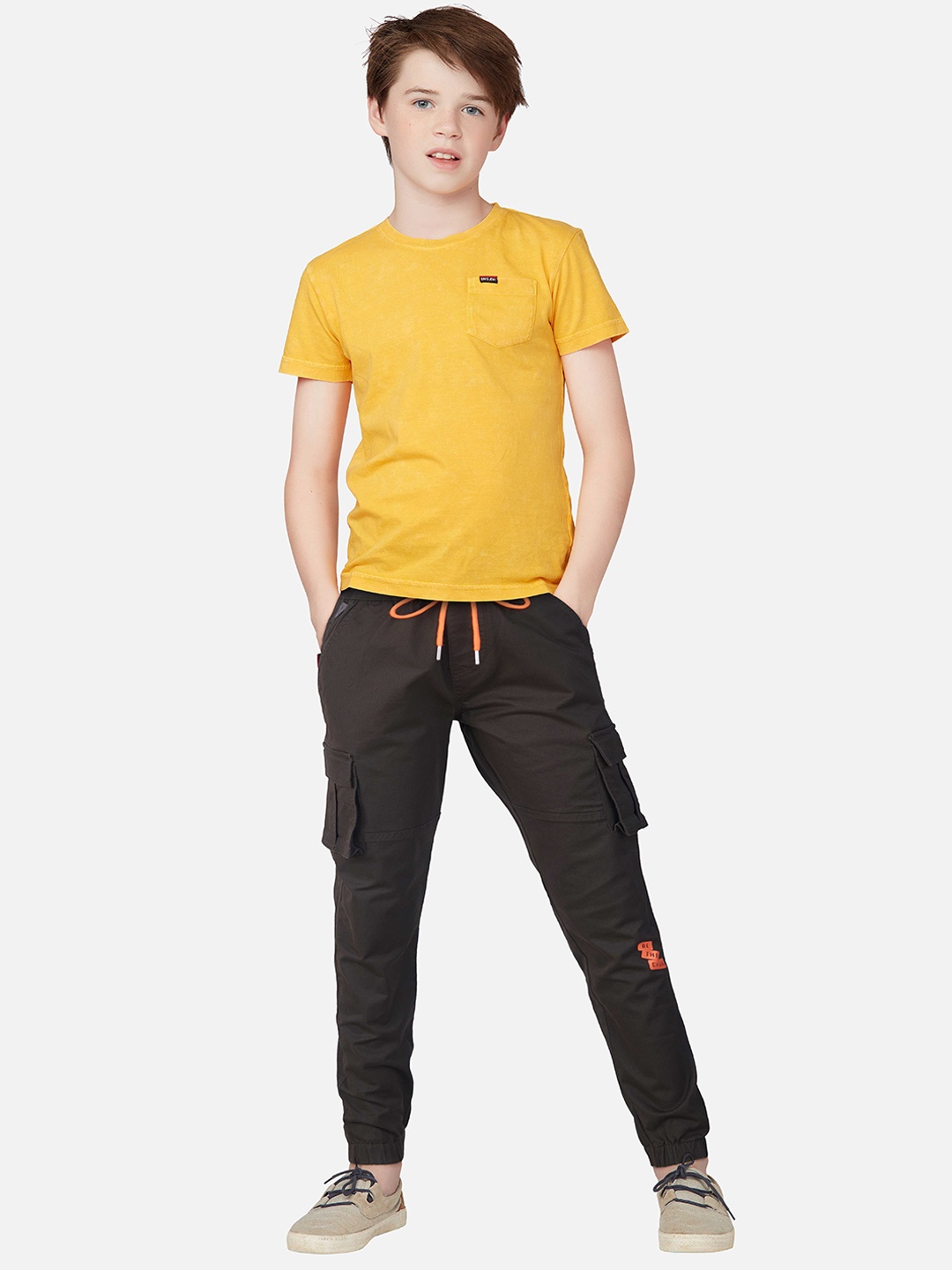 

Gini and Jony Boys Mid-Rise Cotton Joggers Trousers, Brown