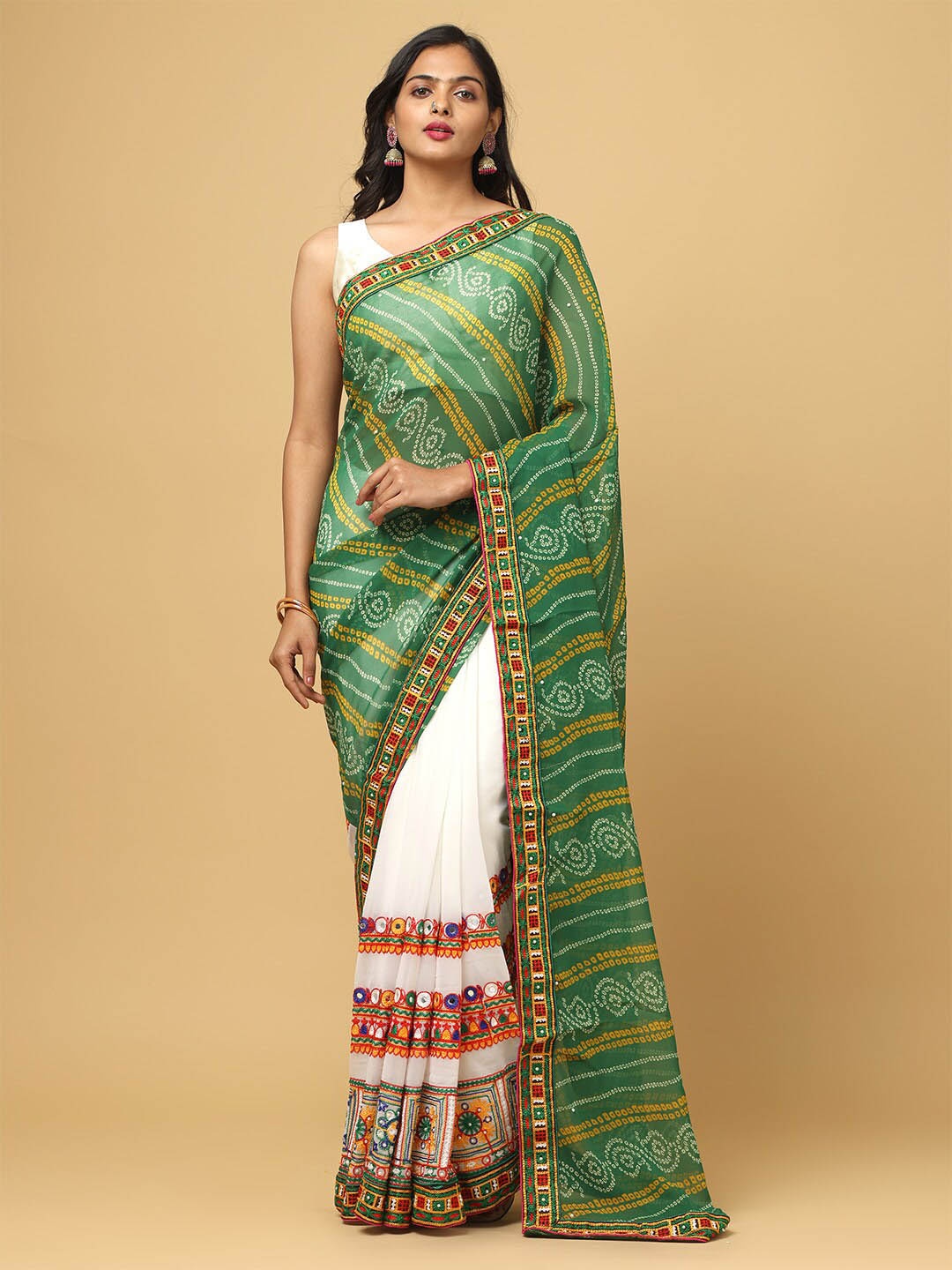 

VASTRANAND Bandhani Printed Mirror Work Half And Half Ruffled Saree, Green