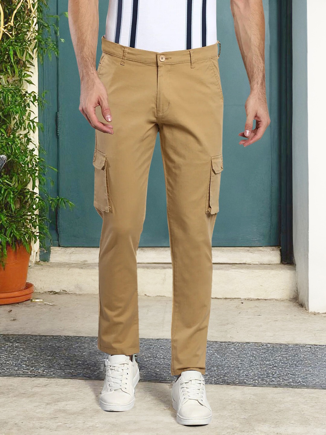 

Dennis Lingo Men Urban Slim Fit Pure Cotton Cargos Trousers, Khaki