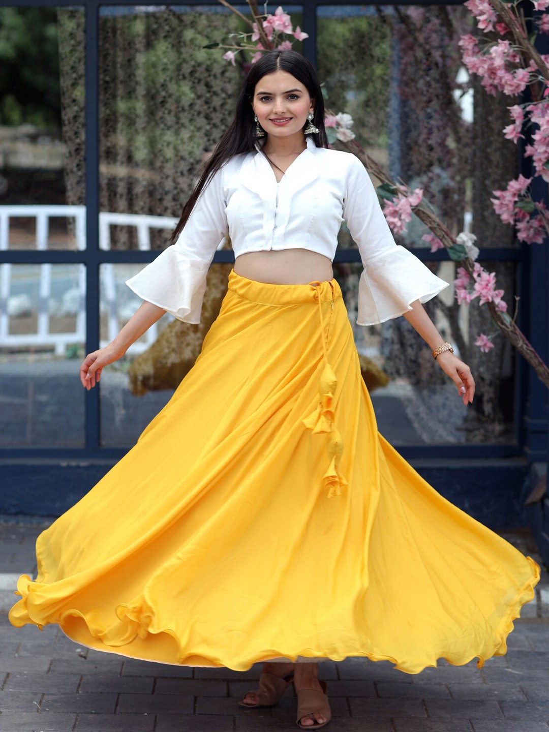 

PMD Fashion Bell Sleeves Ready to Wear Lehenga & Choli, Yellow