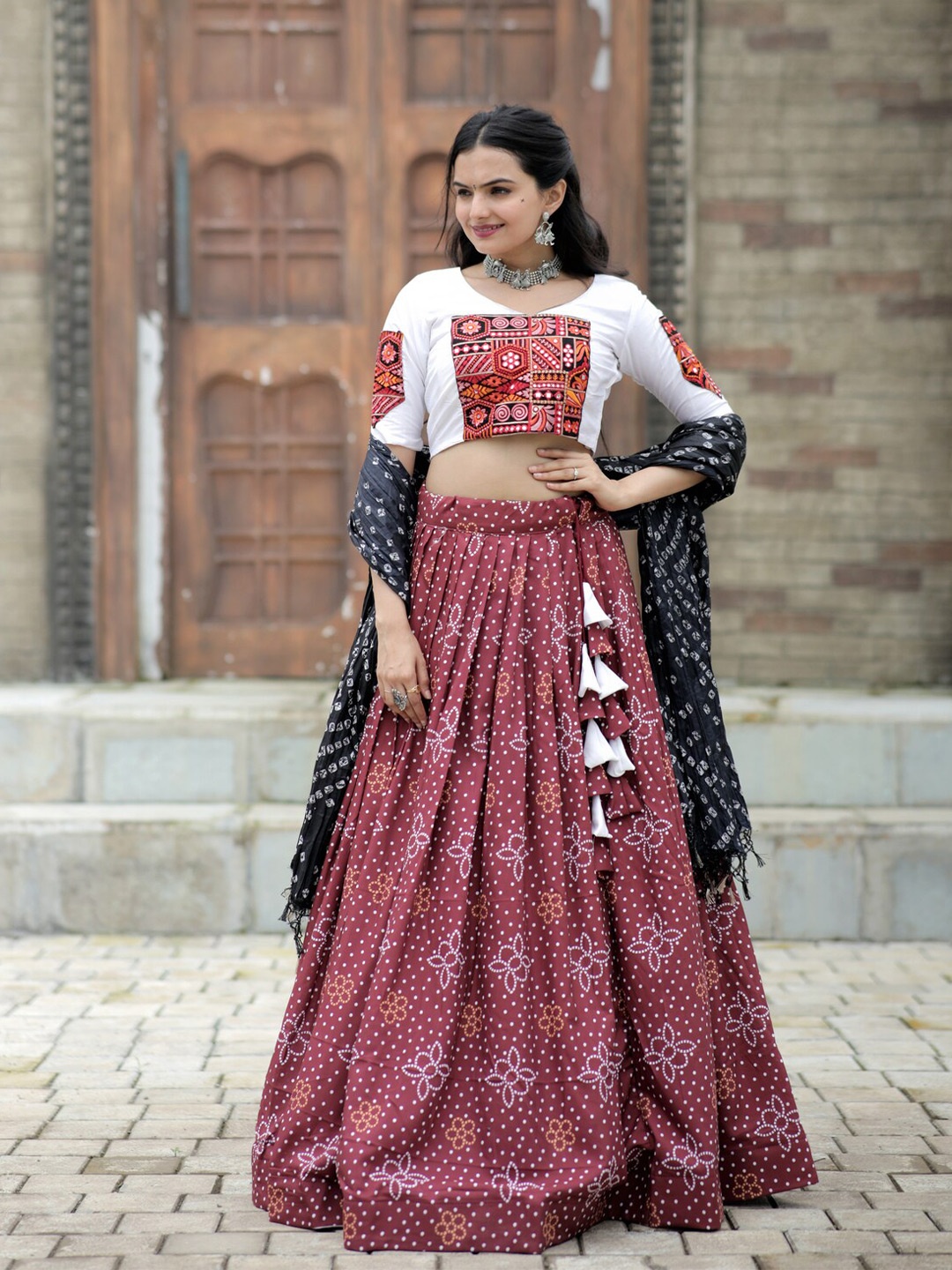 

PMD Fashion Embroidered Mirror Work Ready to Wear Lehenga & Blouse With Dupatta, Maroon