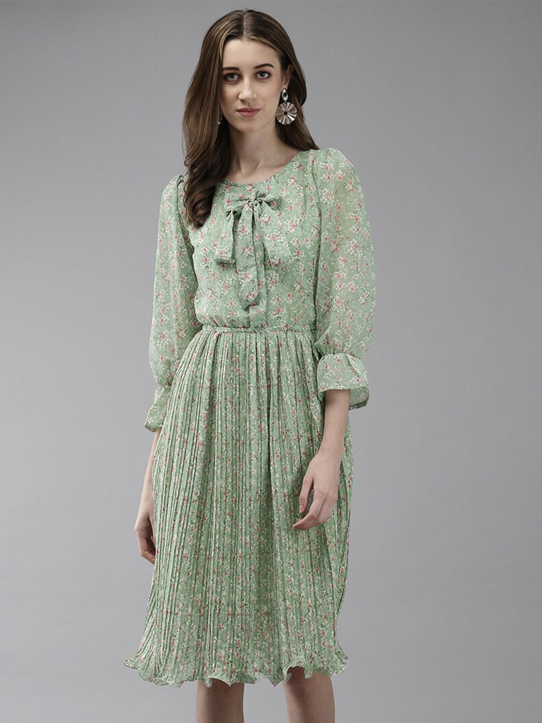 

BAESD Floral Printed Tie-Up Neck Fit & Flare Dress, Green