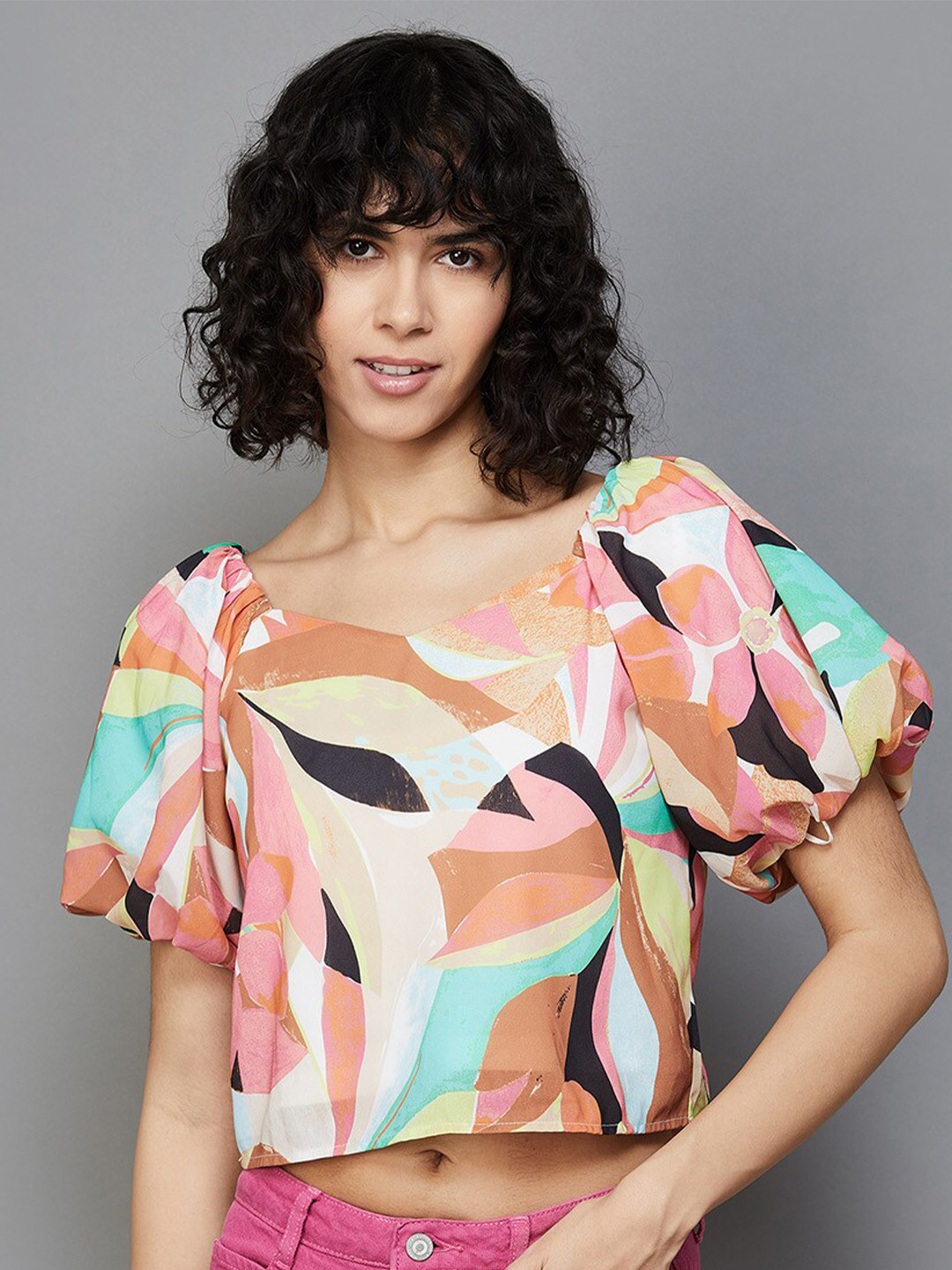 

Ginger by Lifestyle Floral Printed Flutter Sleeve Regular Crop Top, Peach