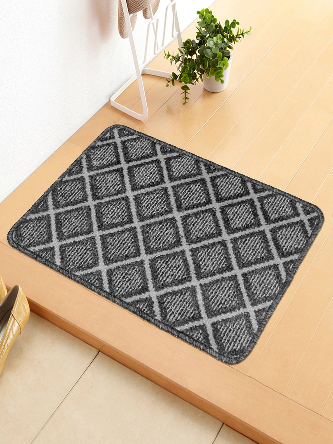 

Story@home Grey Printed Anti Skid Doormats