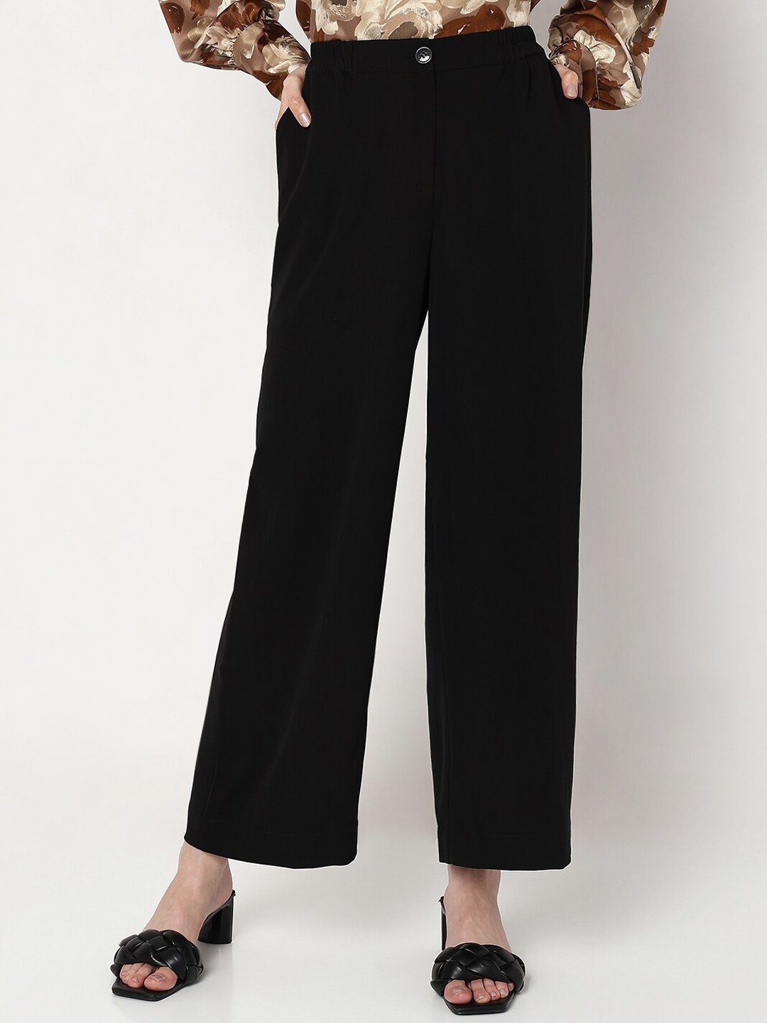 

Vero Moda Women Loose Fit High-Rise Formal Parallel Trousers, Black
