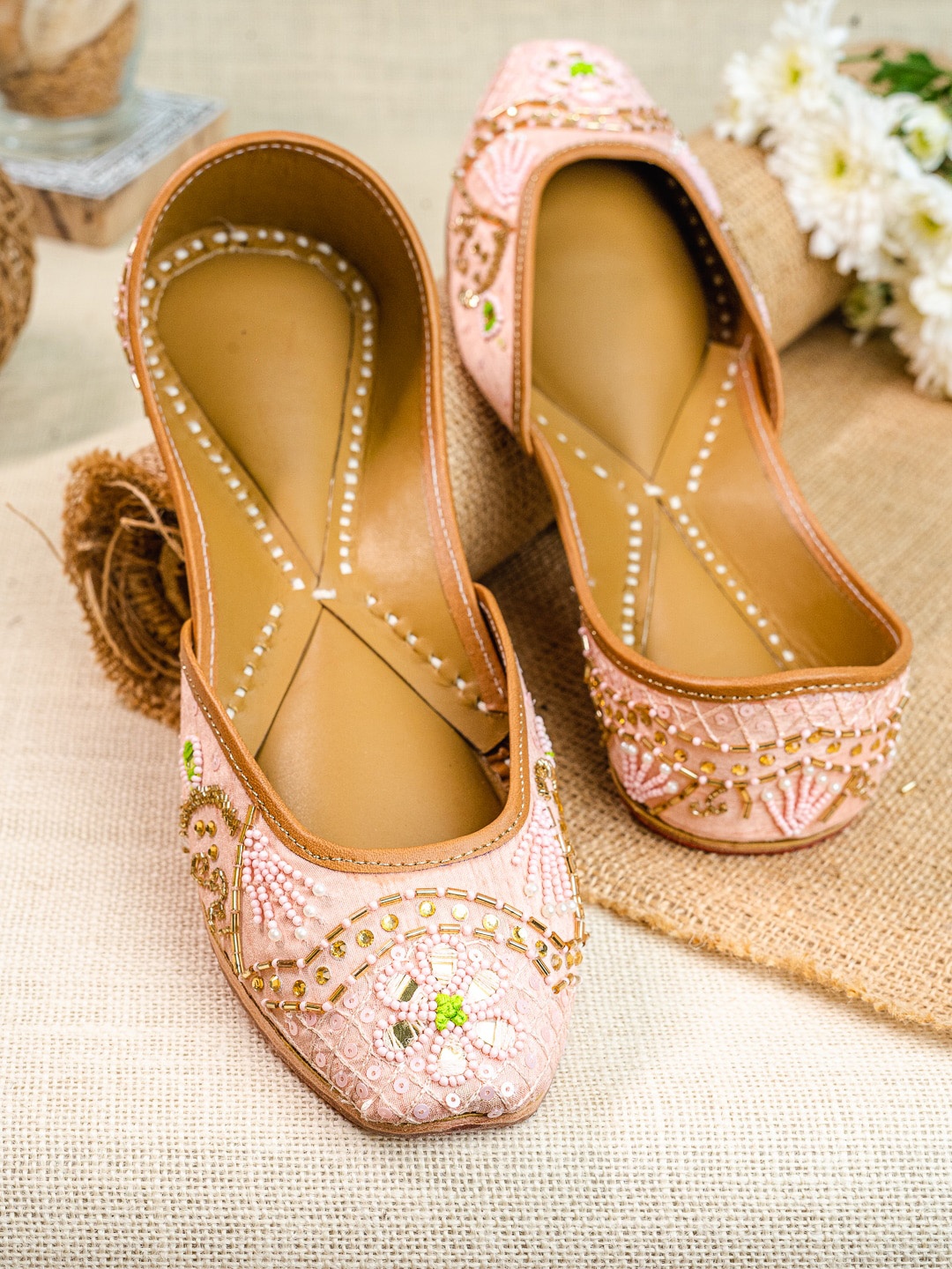 

NR By Nidhi Rathi Embellished Ethnic Mojaris, Pink