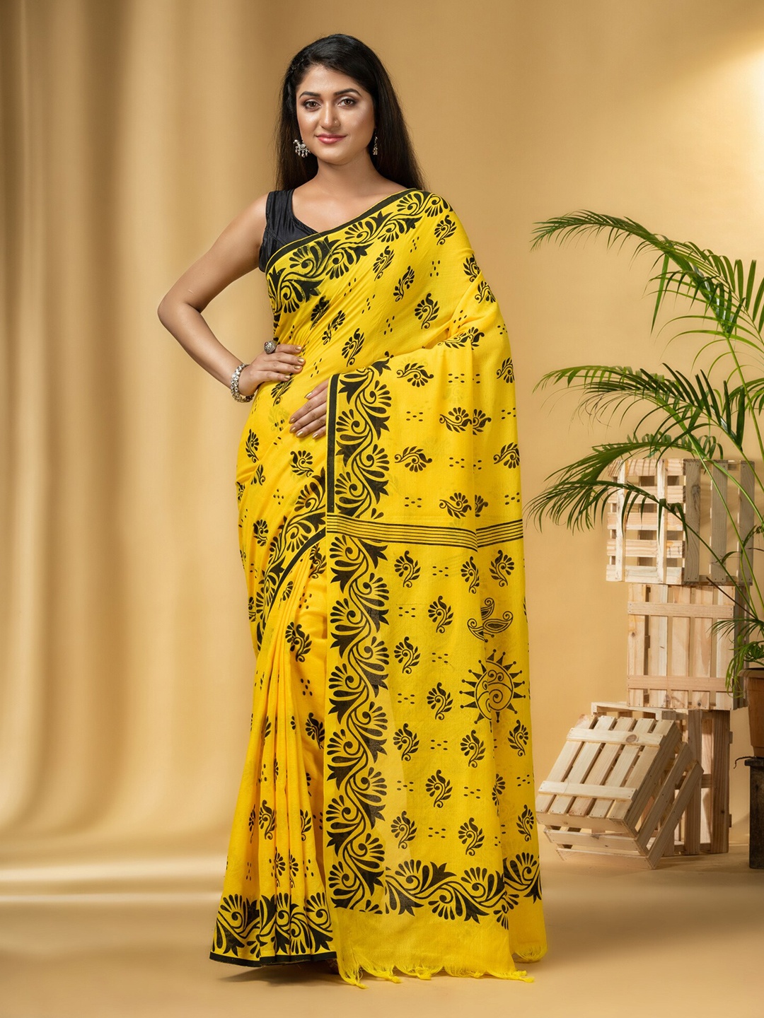 

DESH BIDESH Ethnic Motifs Printed Pure Cotton Taant Saree, Yellow