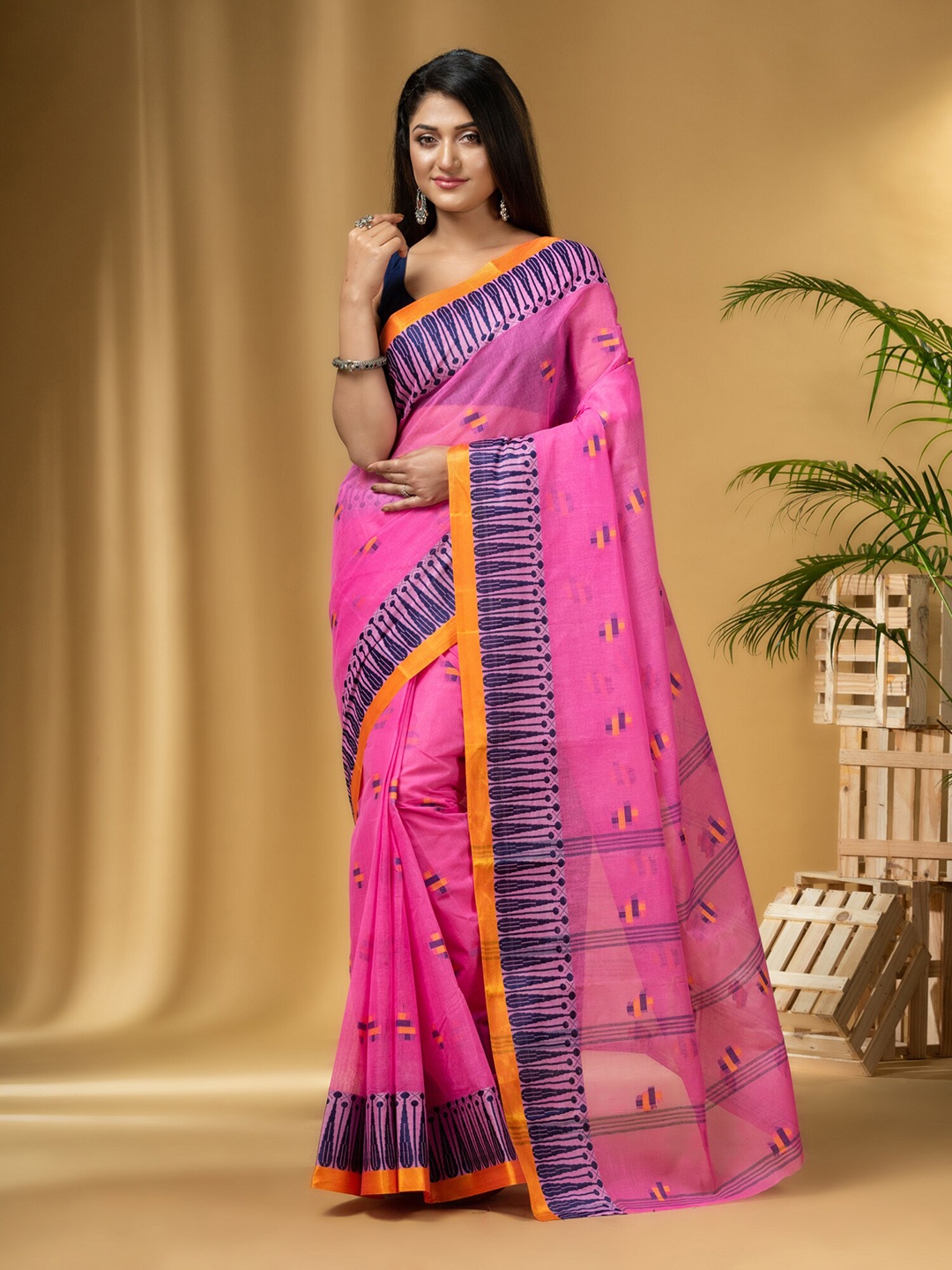 

DESH BIDESH Ethnic Motifs Woven Design Pure Cotton Taant Saree, Pink