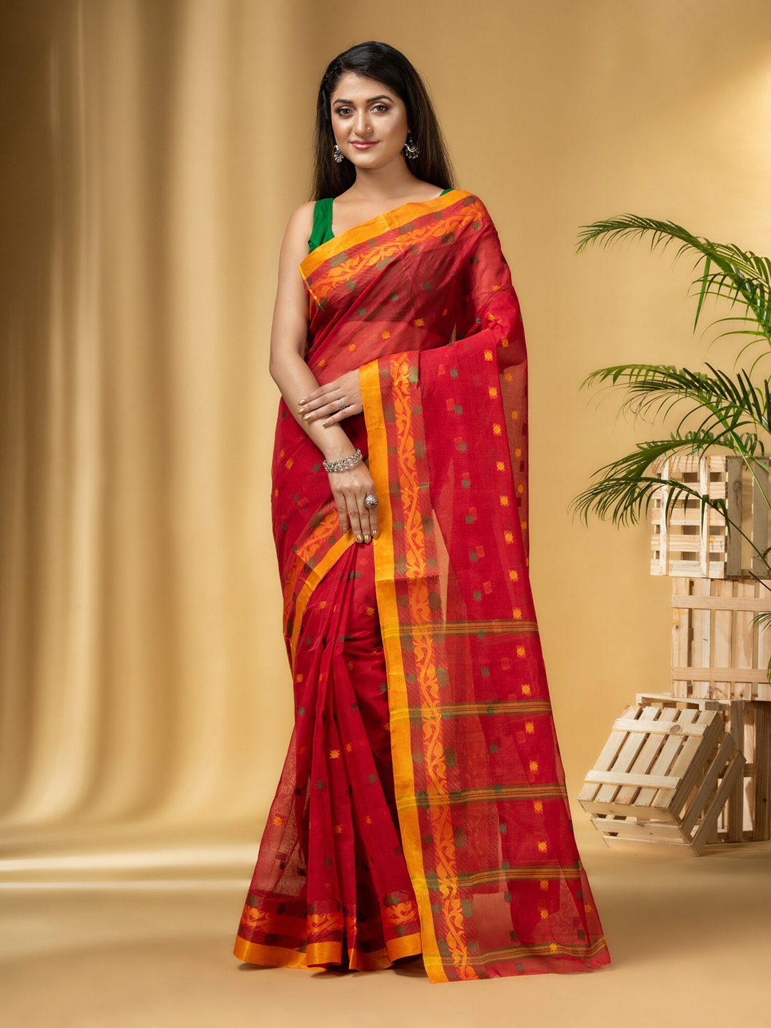 

DESH BIDESH Ethnic Motifs Woven Design Pure Cotton Taant Saree, Red