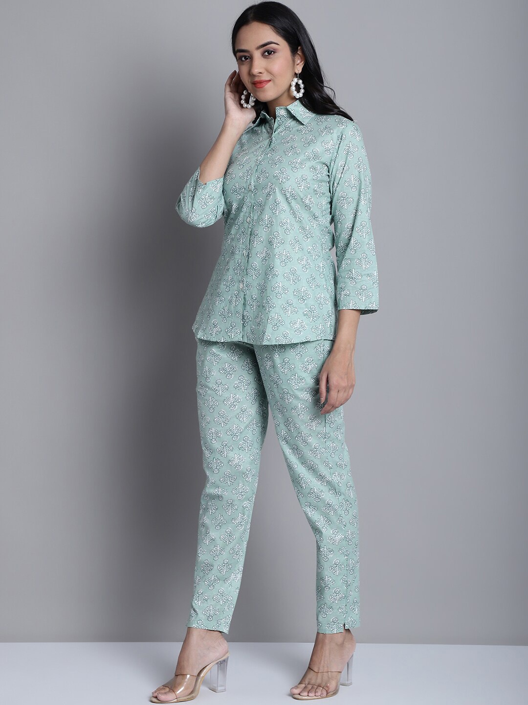 

JAINISH Printed Pure Cotton Shirt With Trousers, Green