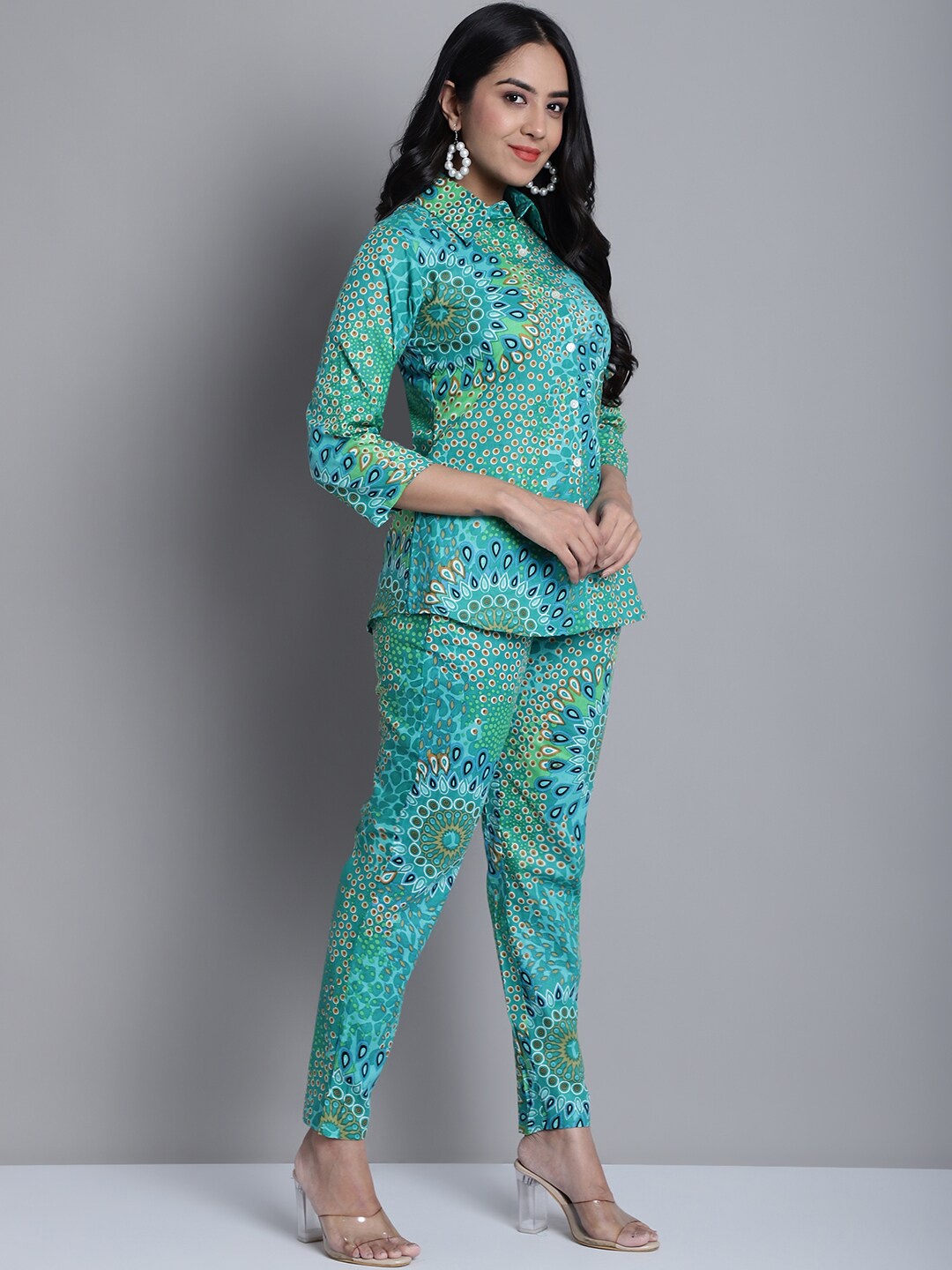 

JAINISH Printed Pure Cotton Shirt & Trouser Co-Ords Set, Green