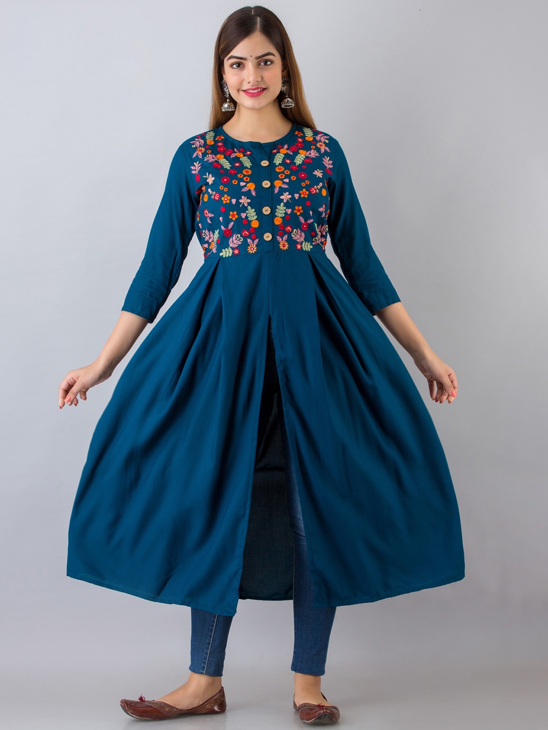 

NISHABD Floral Embroidered Front Slit A-Line Kurta, Blue