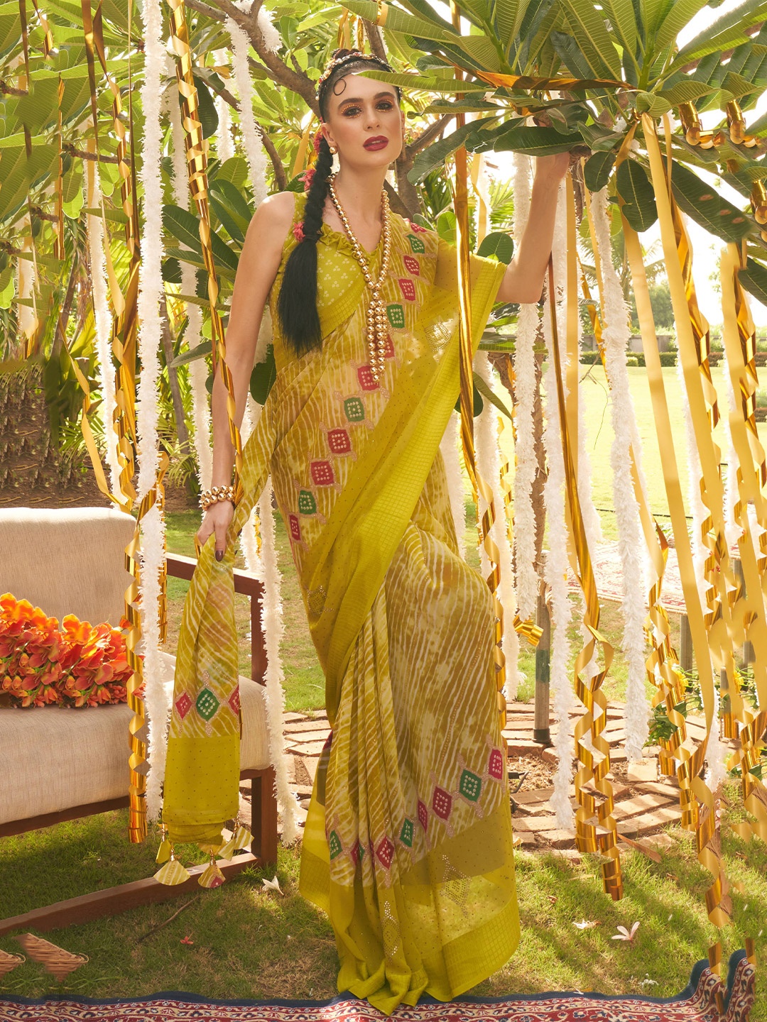

KALINI Leheriya Beads And Stones Pure Georgette Saree, Green